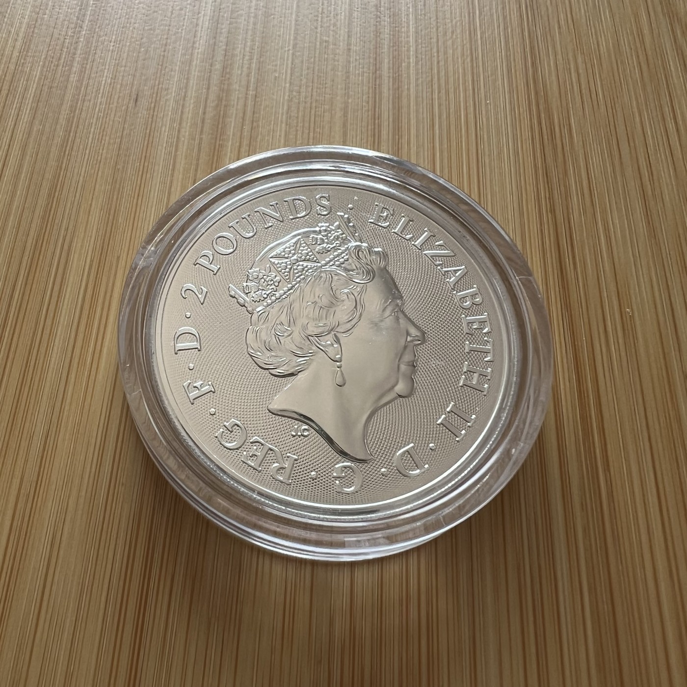 顺丰包邮 外国新银币 老银币 英國2018年狗年2镑1盎司大银币塑盒沒有打开拍的