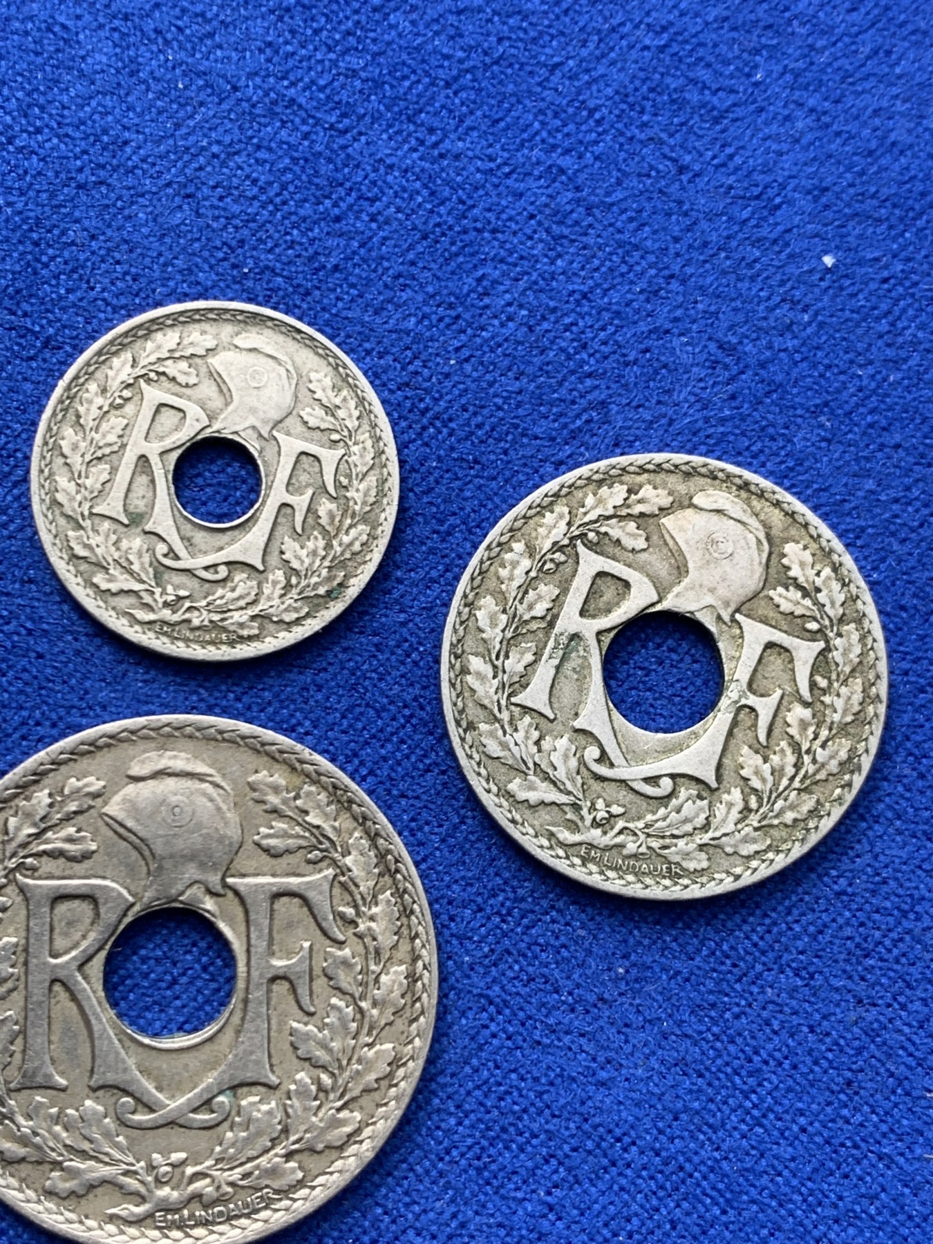 《竞宝斋》第245场-周日，周一 ，周二3场连拍 (全场包邮) 3枚一组 1925年法国5生丁+1919年法国10生丁+1927年法国25生丁铜镍币