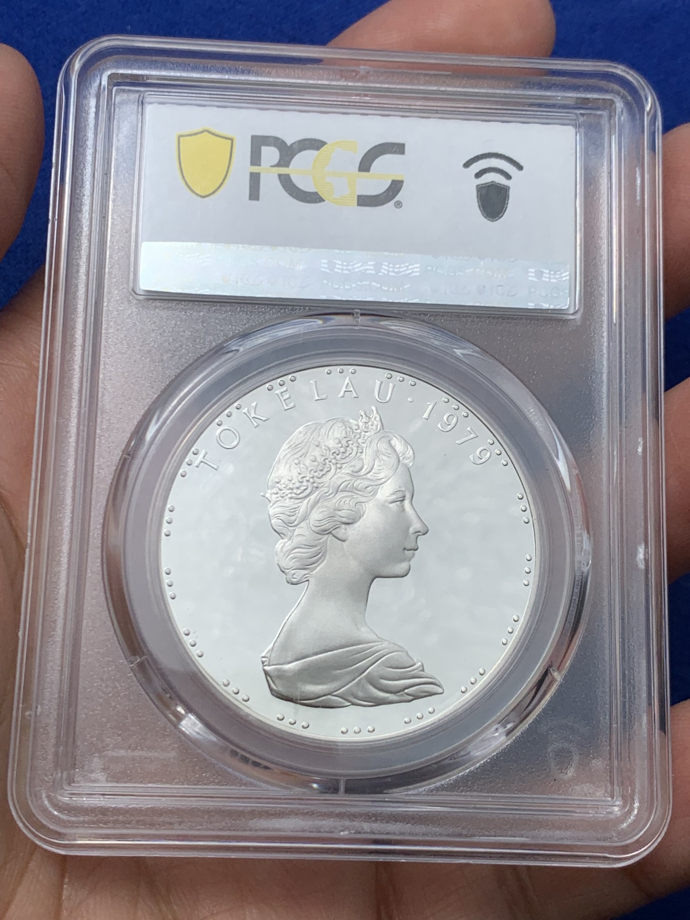 《竞宝斋》第245场-周日，周一 ，周二3场连拍 (全场包邮) PCGS PR68DCAM 托克劳1979年捕鱼工具1元银币