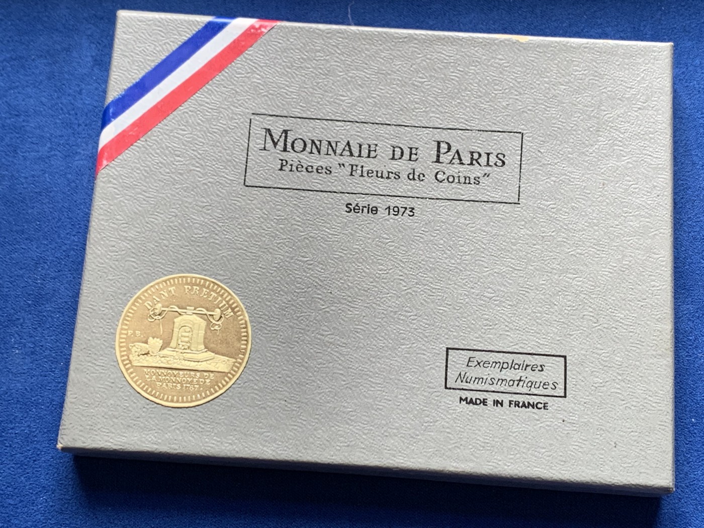 《竞宝斋》第245场-周日，周一 ，周二3场连拍 (全场包邮) 法国1973年大力神套币