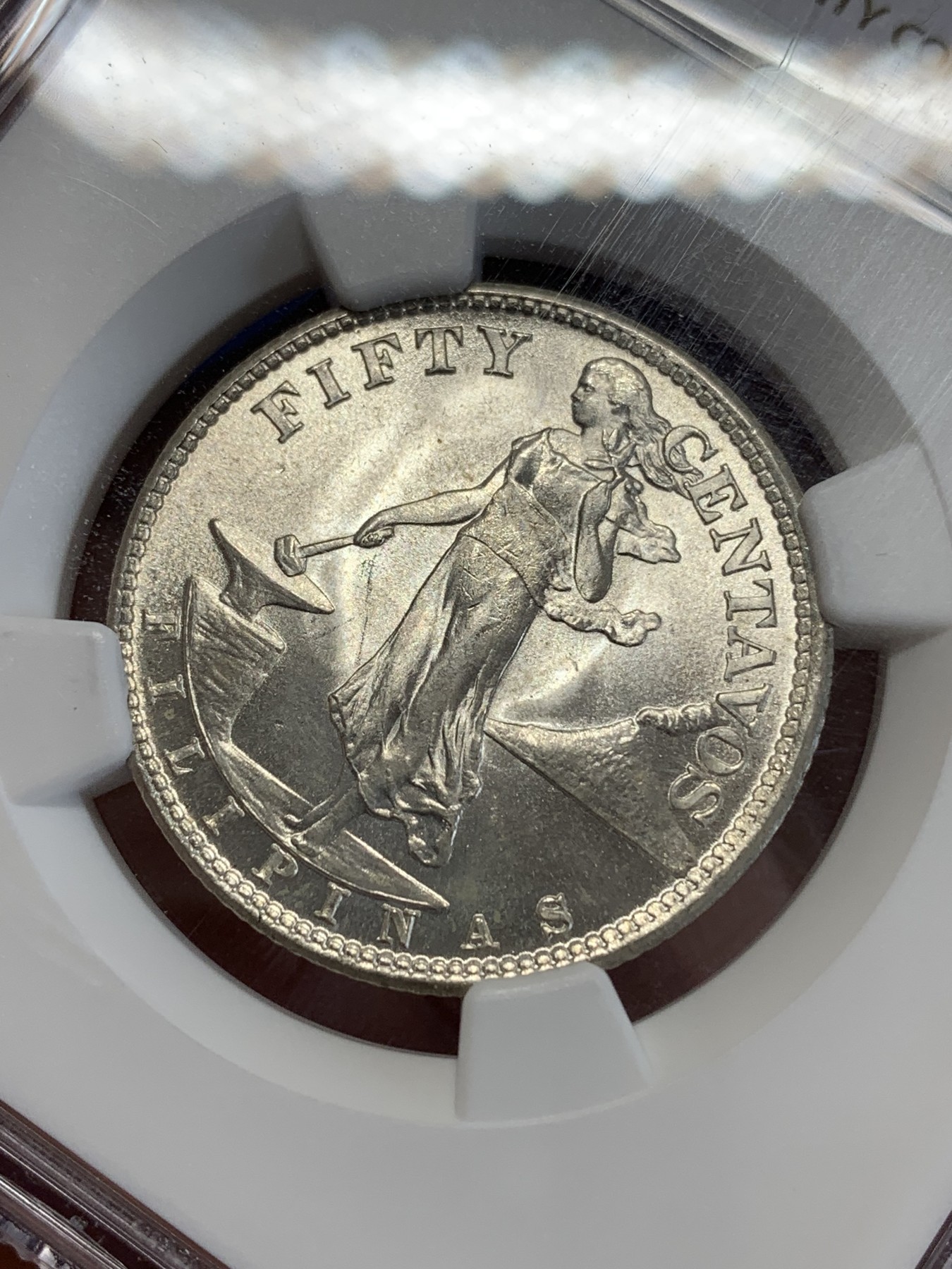 《竞宝斋》第245场-周日，周一 ，周二3场连拍 (全场包邮) NGC MS63 1945年菲律宾火山飞鹰50分银币 卷拆原光 状态一流