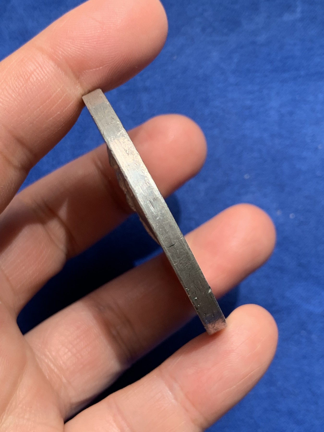 《竞宝斋》第245场-周日，周一 ，周二3场连拍 (全场包邮) 英国1851年世博会大号纪念章 白金属材质 高点非常好的一枚 53.2mm 44.4克