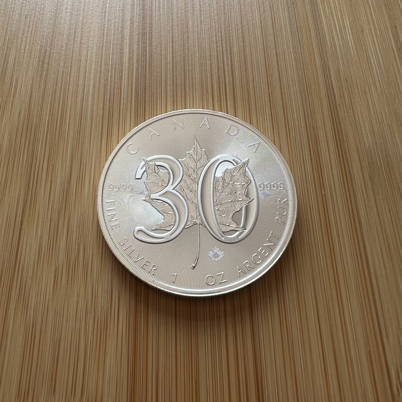 顺丰包邮 外国新银币 老银币 加拿大2018年枫叶30周年1盎司纪念银币