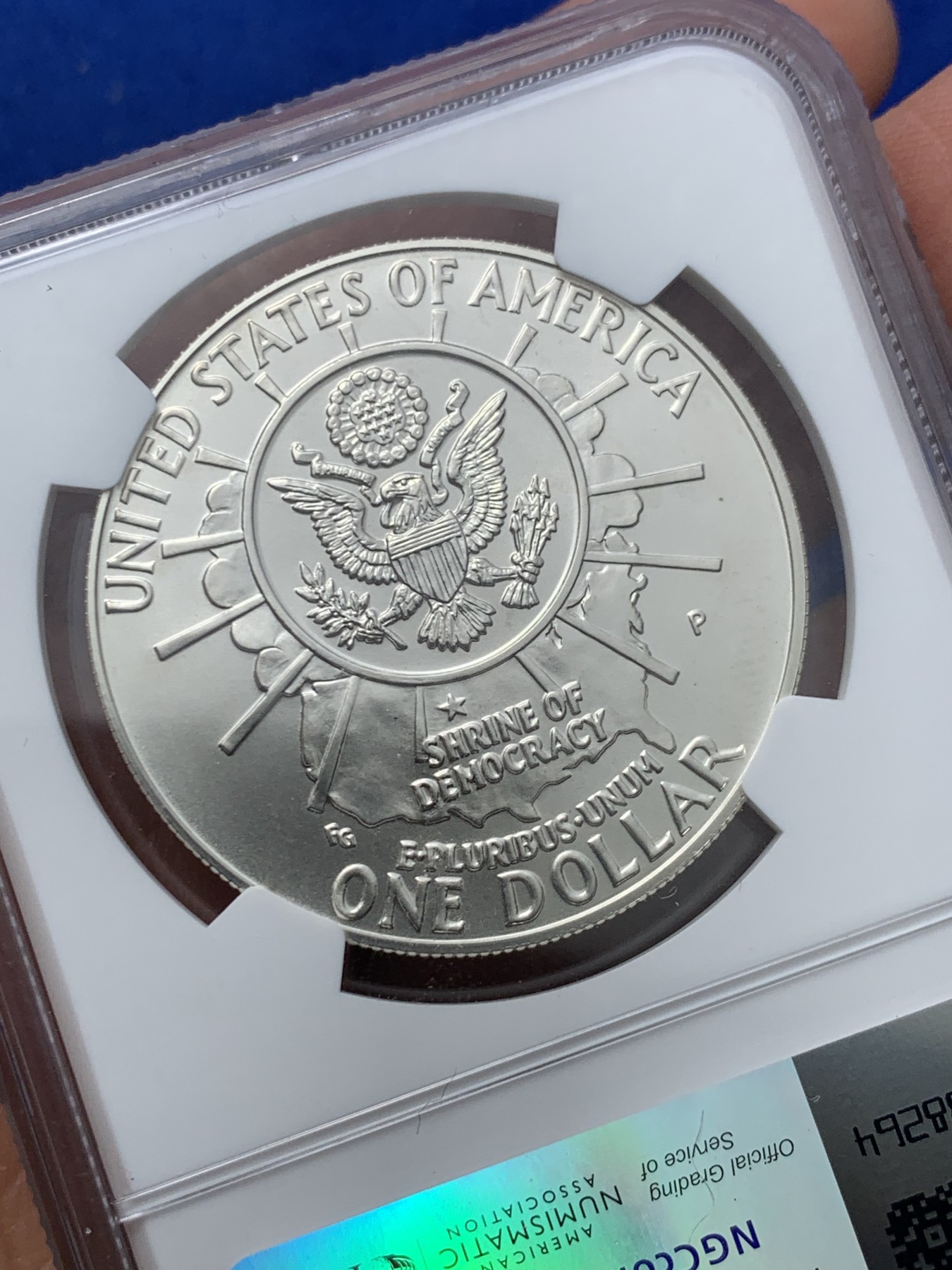 《竞宝斋》第245场-周日，周一 ，周二3场连拍 (全场包邮) NGC MS69 美国1991年P版总统山1美元大银币