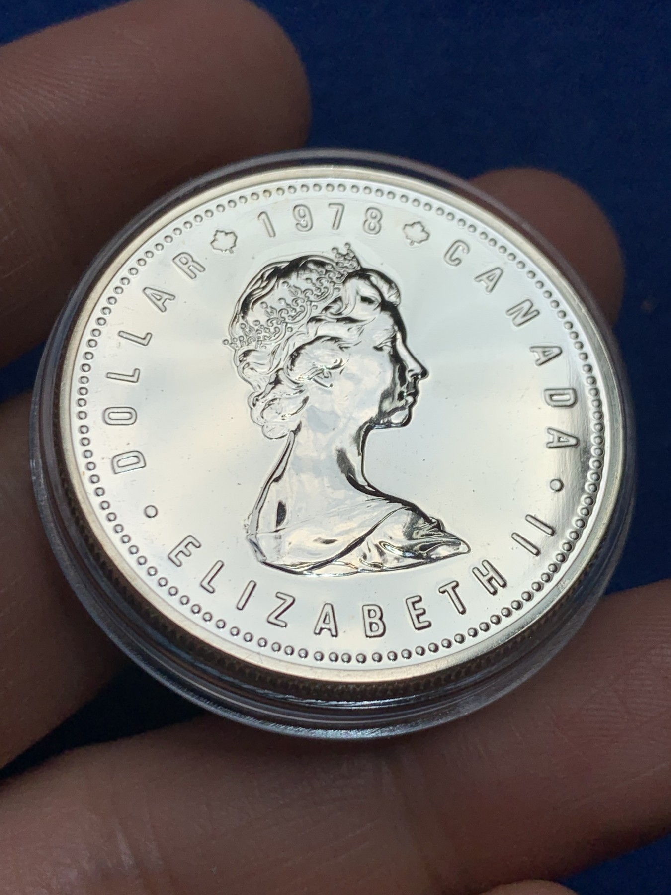 《竞宝斋》第245场-周日，周一 ，周二3场连拍 (全场包邮) 加拿大 1978年第11届英联邦运动会 1加元类精制银币  约23.32克 含银50%