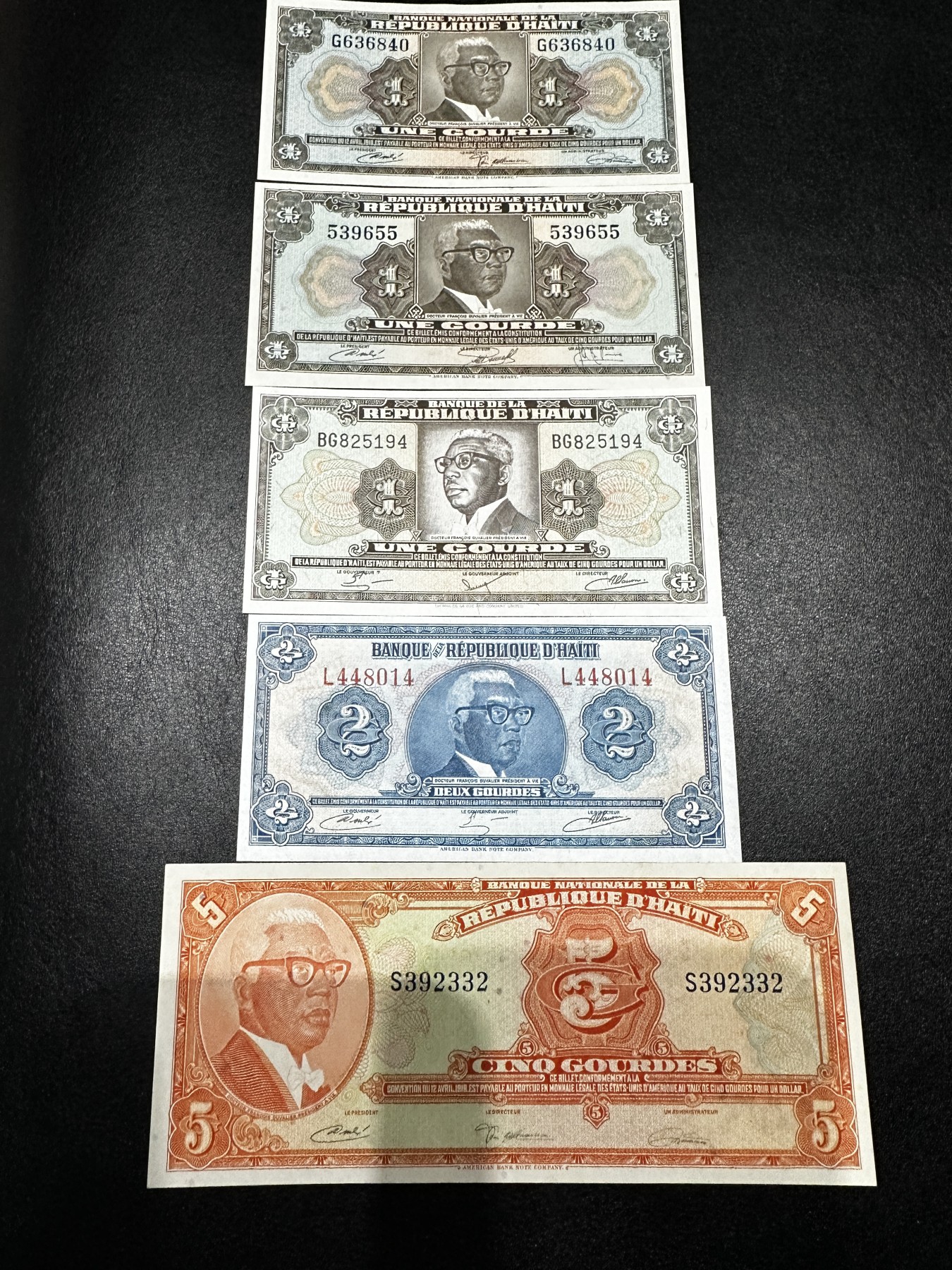 《外钞收藏家》第三百四十七期 美洲纸币专场（荷属安的列斯、福克兰群岛、阿鲁巴、墨西哥等） 海地早期小面额纸币，1/2/5古德，不成套5枚（P200-239）5面额AU其 它全新