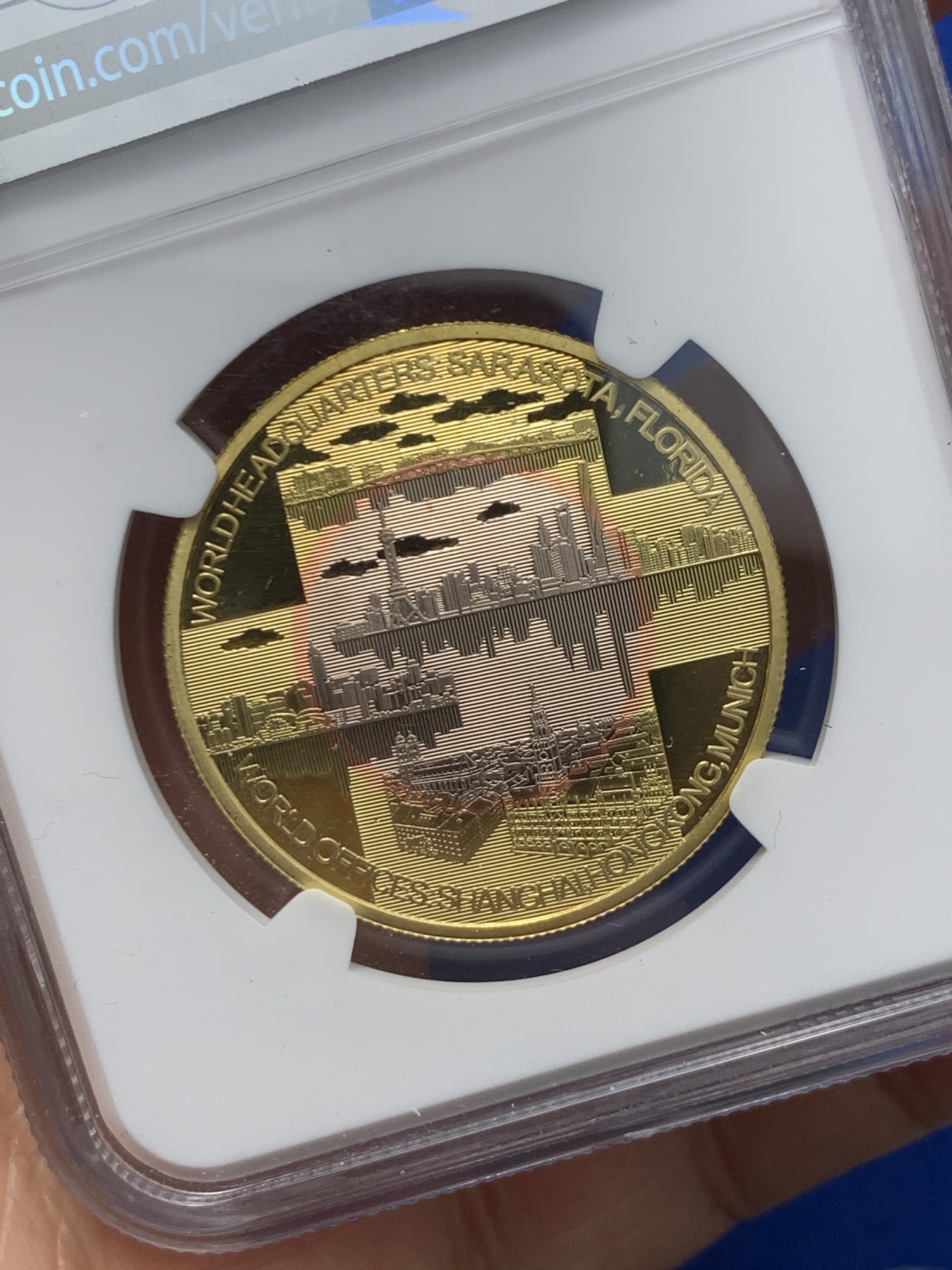 《竞宝斋》第245场-周日，周一 ，周二3场连拍 (全场包邮) NGC PF70UC 中国1987-2017NGC三十周年纪念章 背面分别是上海、香港、慕尼黑三地的景观