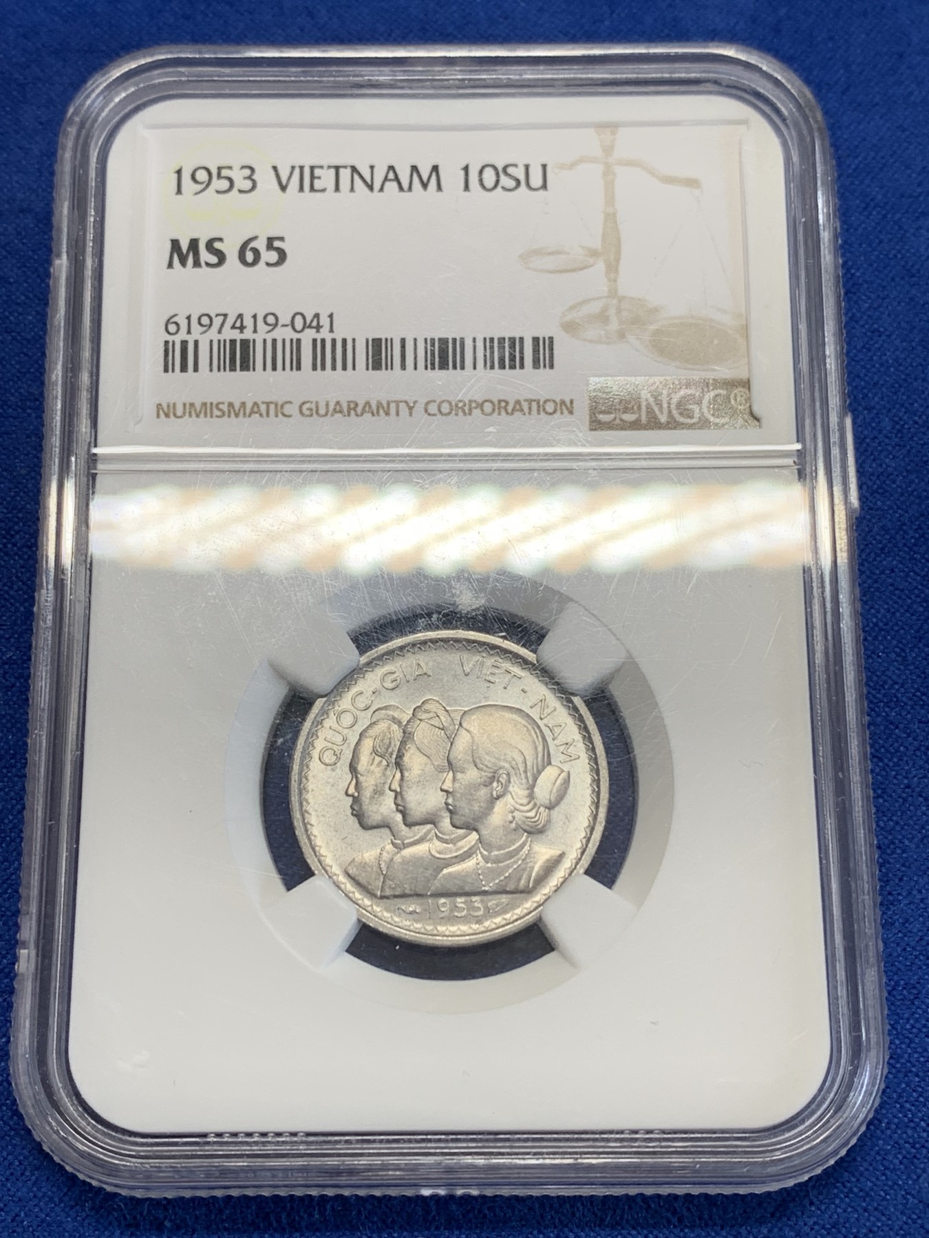 《竞宝斋》第245场-周日，周一 ，周二3场连拍 (全场包邮) NGC MS65 越南1953年三姐妹10苏 高分可藏