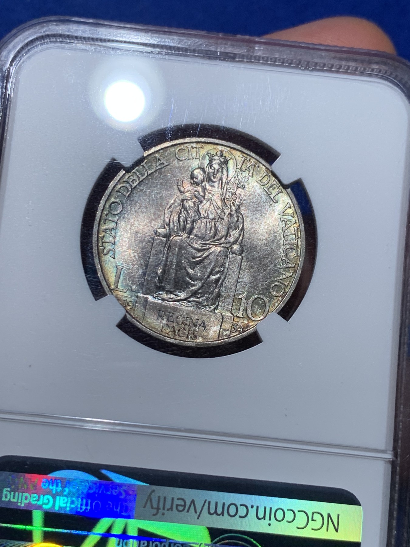 《竞宝斋》第245场-周日，周一 ，周二3场连拍 (全场包邮) NGC MS65 梵蒂冈1934年10里拉，顶级五彩车轮光