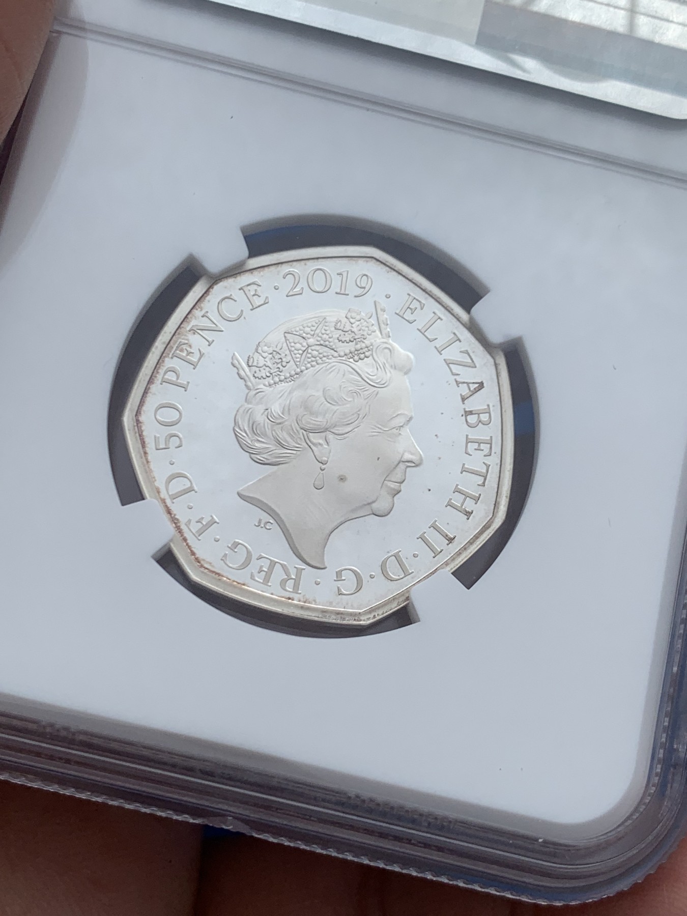 《竞宝斋》第245场-周日，周一 ，周二3场连拍 (全场包邮) NGC-PF69UC 英国 2019年 50便士 纪念50便士发行50周年 银币（最后一枚坐姿不列颠女神便士，原盒带证书）