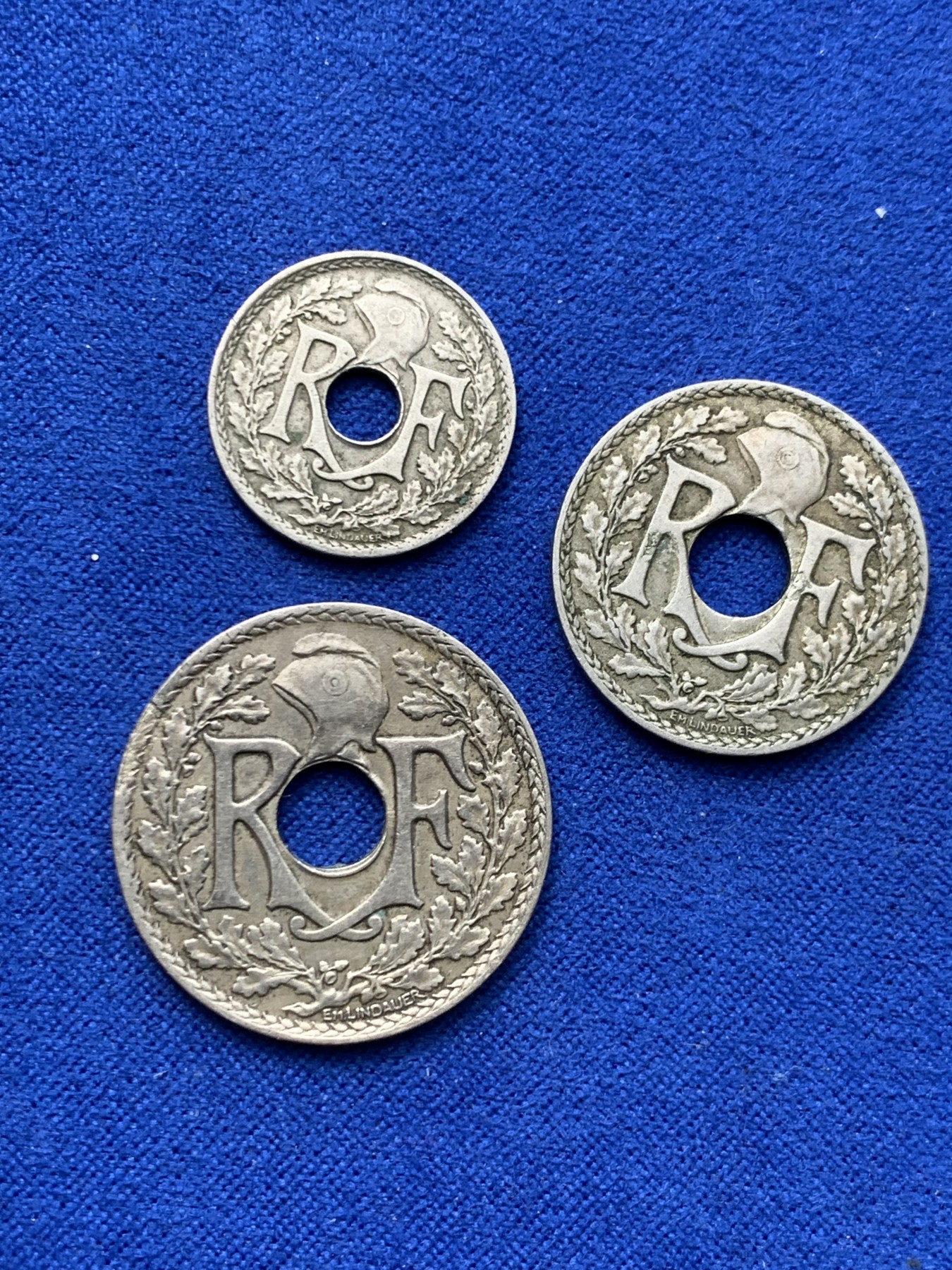 《竞宝斋》第245场-周日，周一 ，周二3场连拍 (全场包邮) 3枚一组 1925年法国5生丁+1919年法国10生丁+1927年法国25生丁铜镍币