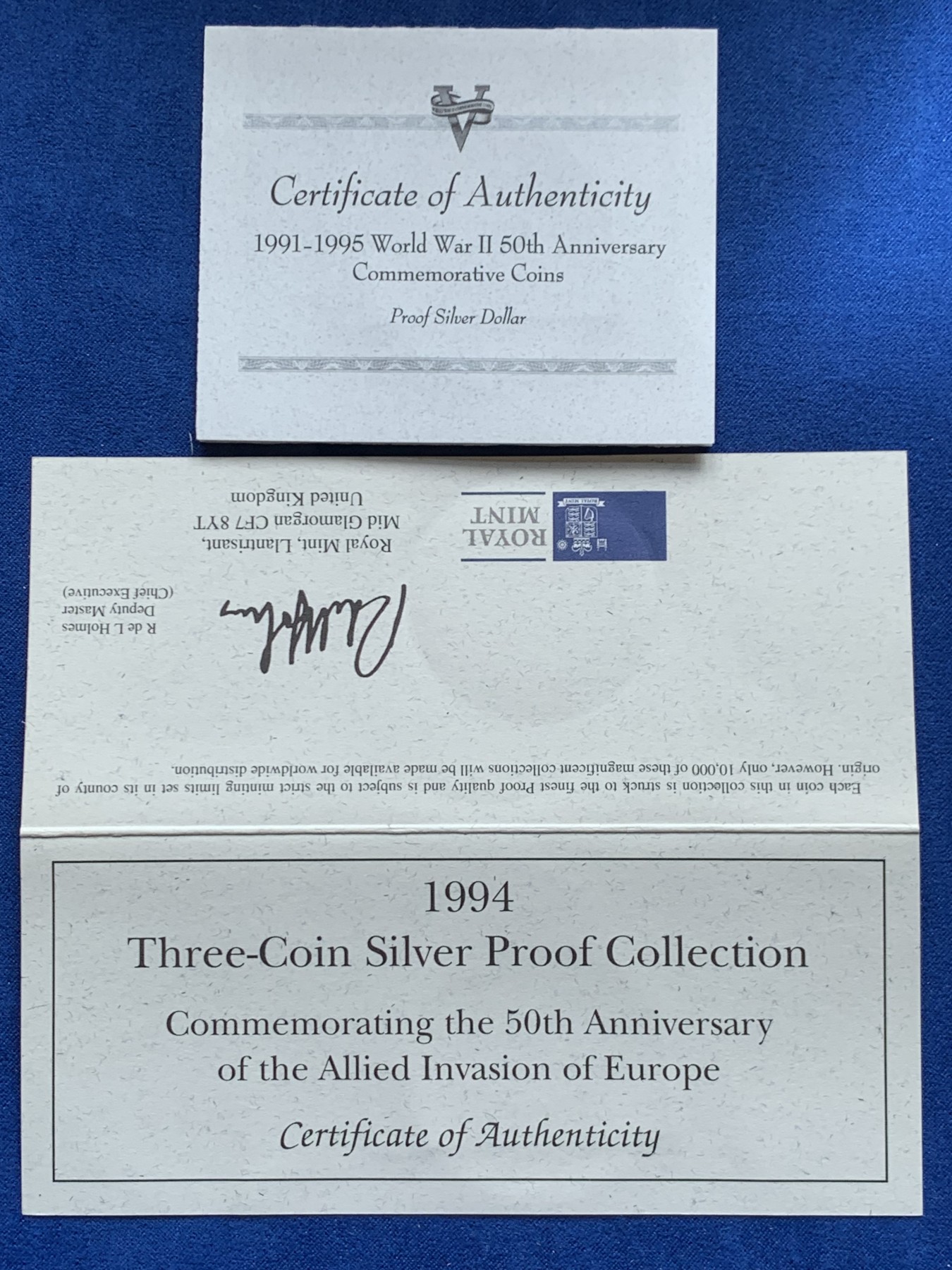 《竞宝斋》第245场-周日，周一 ，周二3场连拍 (全场包邮) 英法美诺曼底登陆D-DAY50周年纪念套币精制银币（3枚）克劳斯获奖1996年最佳银币、最受欢迎、最佳时事（英），最佳历史（法） 礼盒装含证书 900银 62.43克