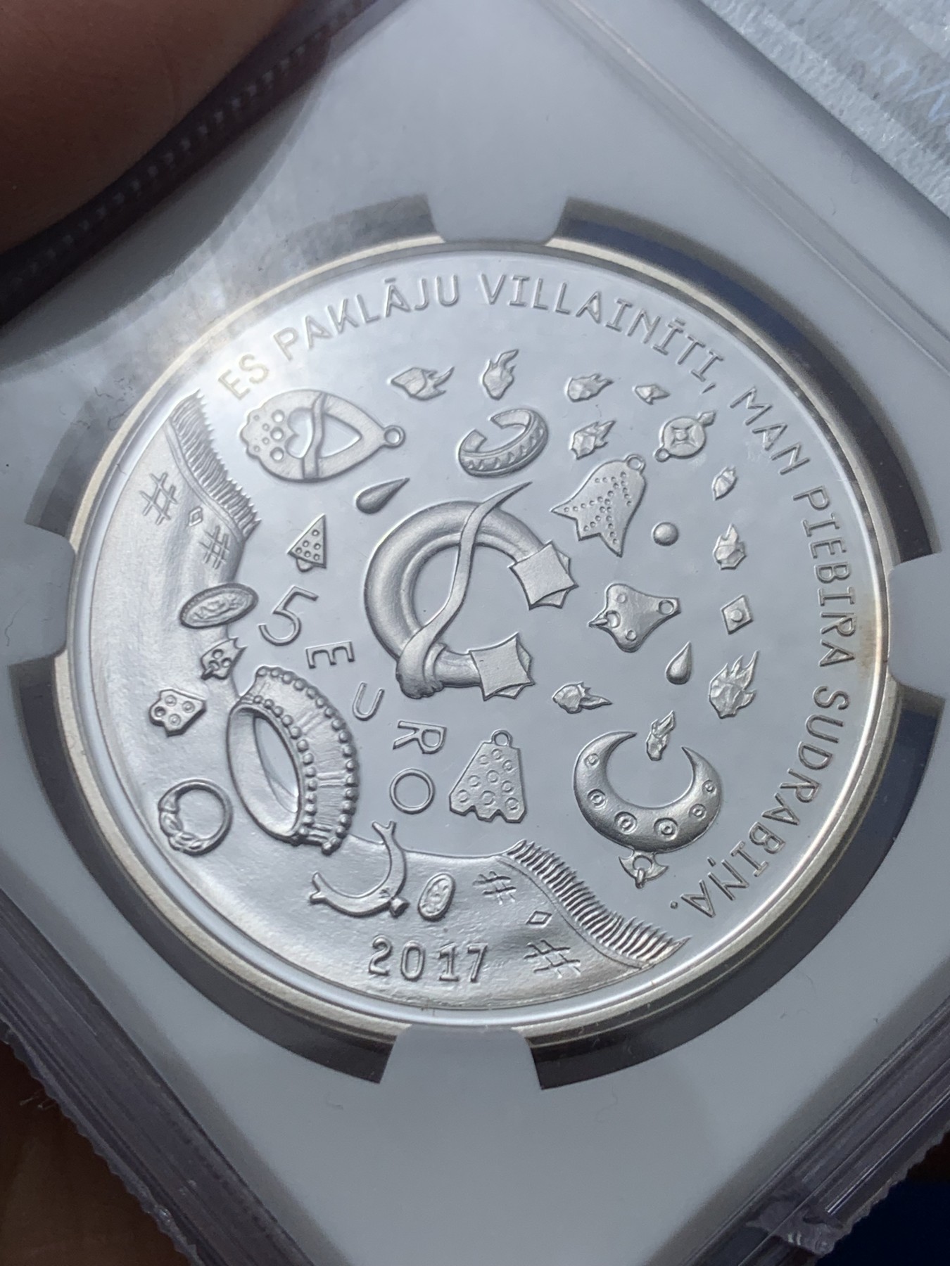 《竞宝斋》第245场-周日，周一 ，周二3场连拍 (全场包邮) NGC PF70UC 拉脱维亚2017年雷神赐福5欧元银币 925银 31.47克 38.61mm