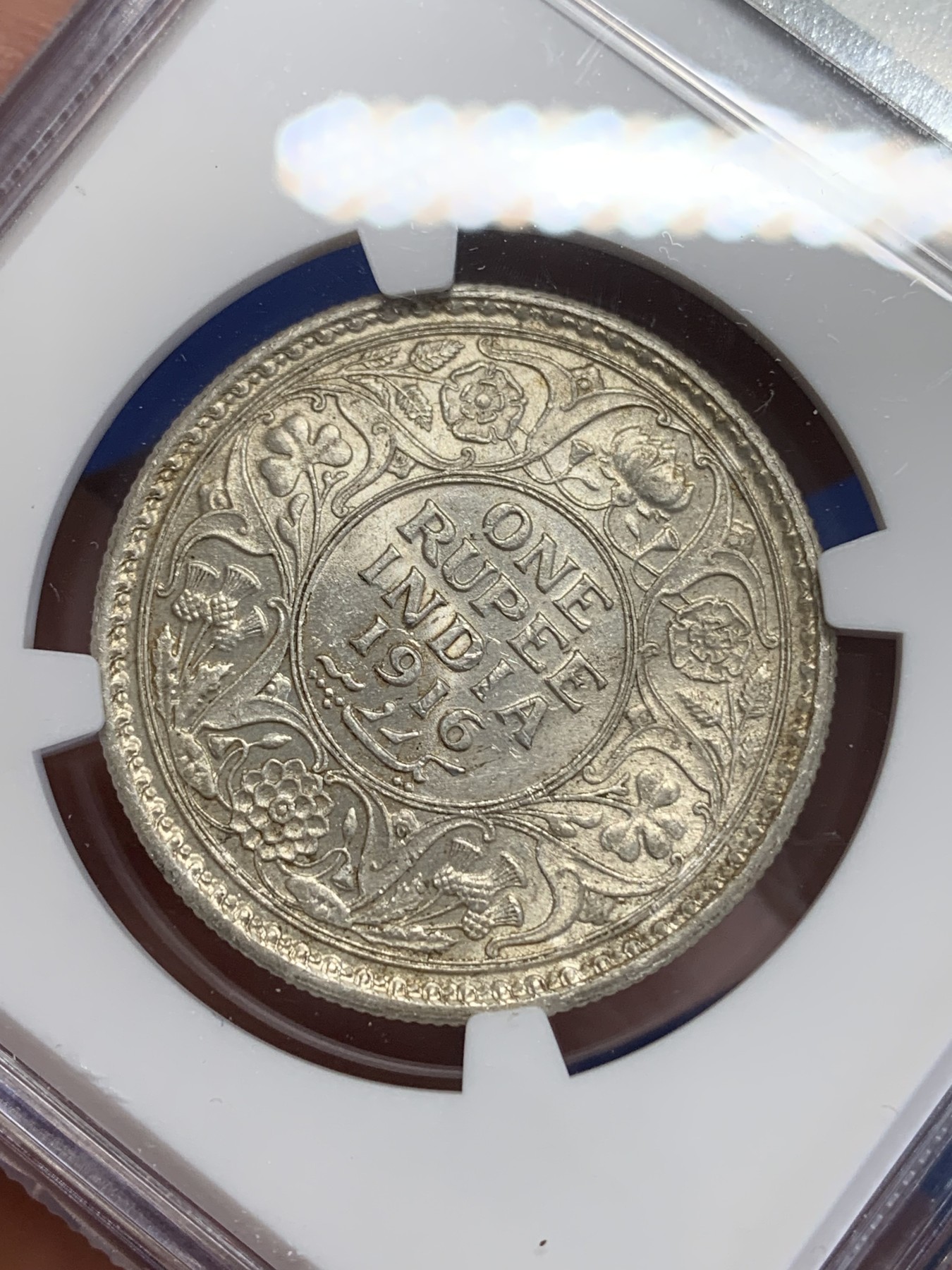 《竞宝斋》第245场-周日，周一 ，周二3场连拍 (全场包邮) NGC UNC 印度1916C乔治五世1卢比银币