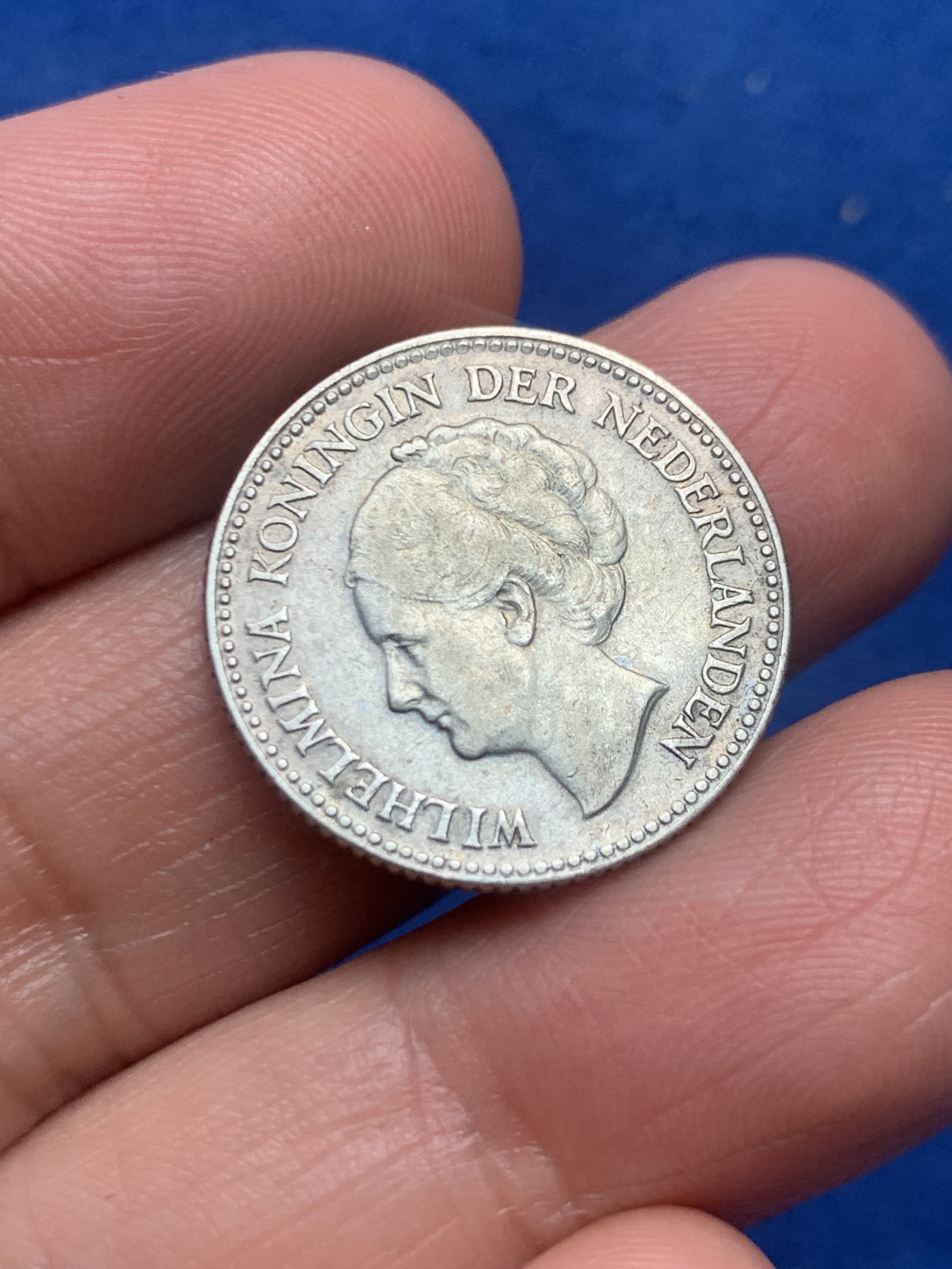 《竞宝斋》第245场-周日，周一 ，周二3场连拍 (全场包邮) 荷兰1928年威廉明娜1/2盾银币