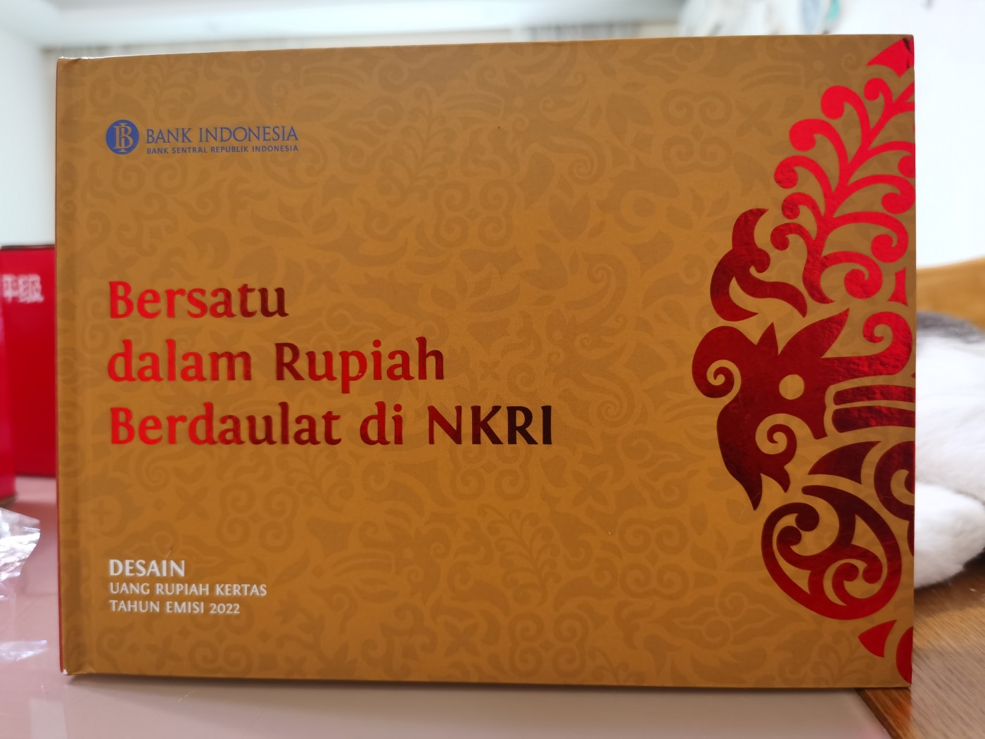 Immortal acution 三月第二场 印度尼西亚全同号AAA 1356，千位号，内部员工册（稀有），UNC