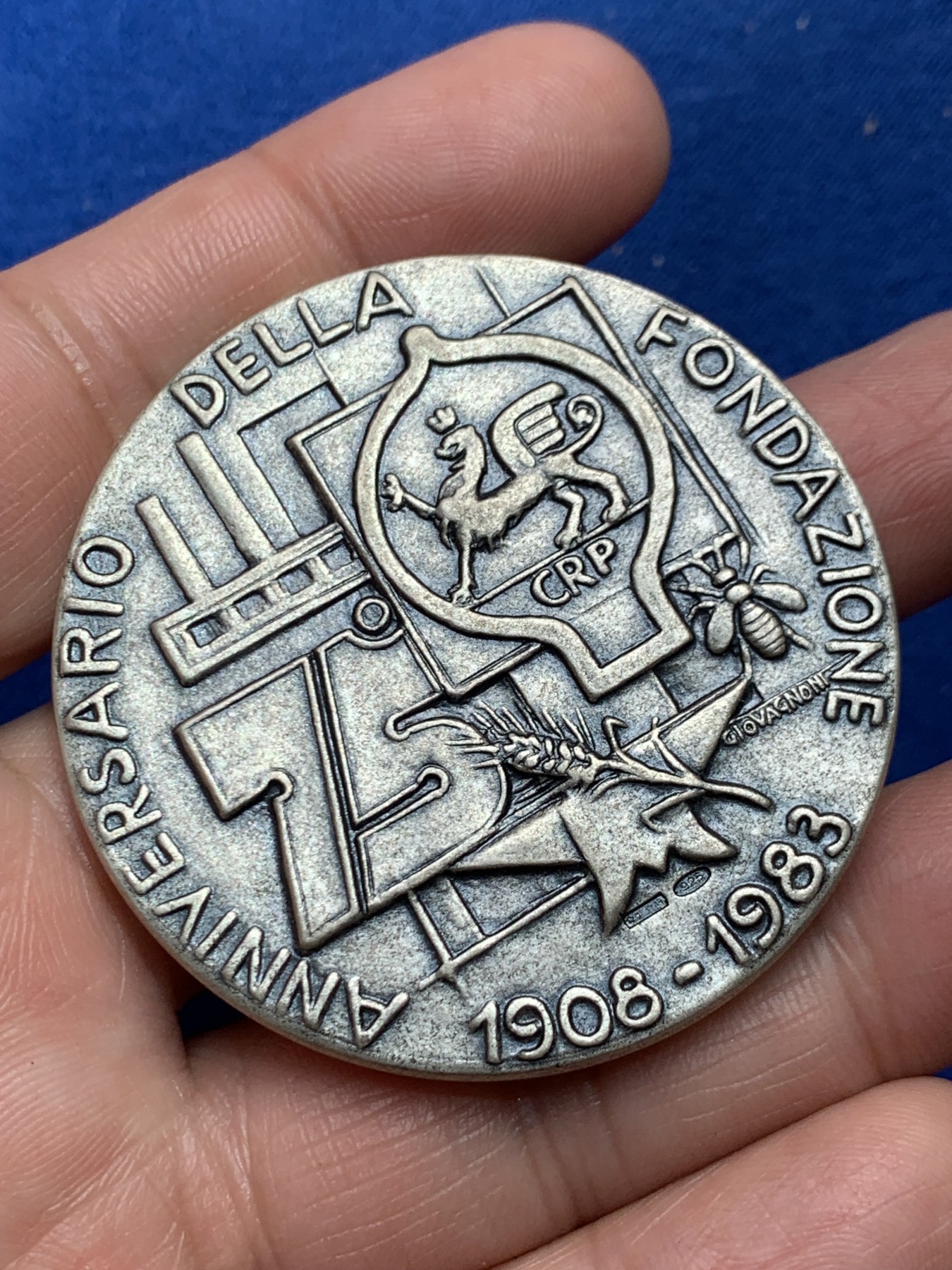 《竞宝斋》第245场-周日，周一 ，周二3场连拍 (全场包邮) 1983年意大利城市纪念银章 80克 92.5%银 带银标