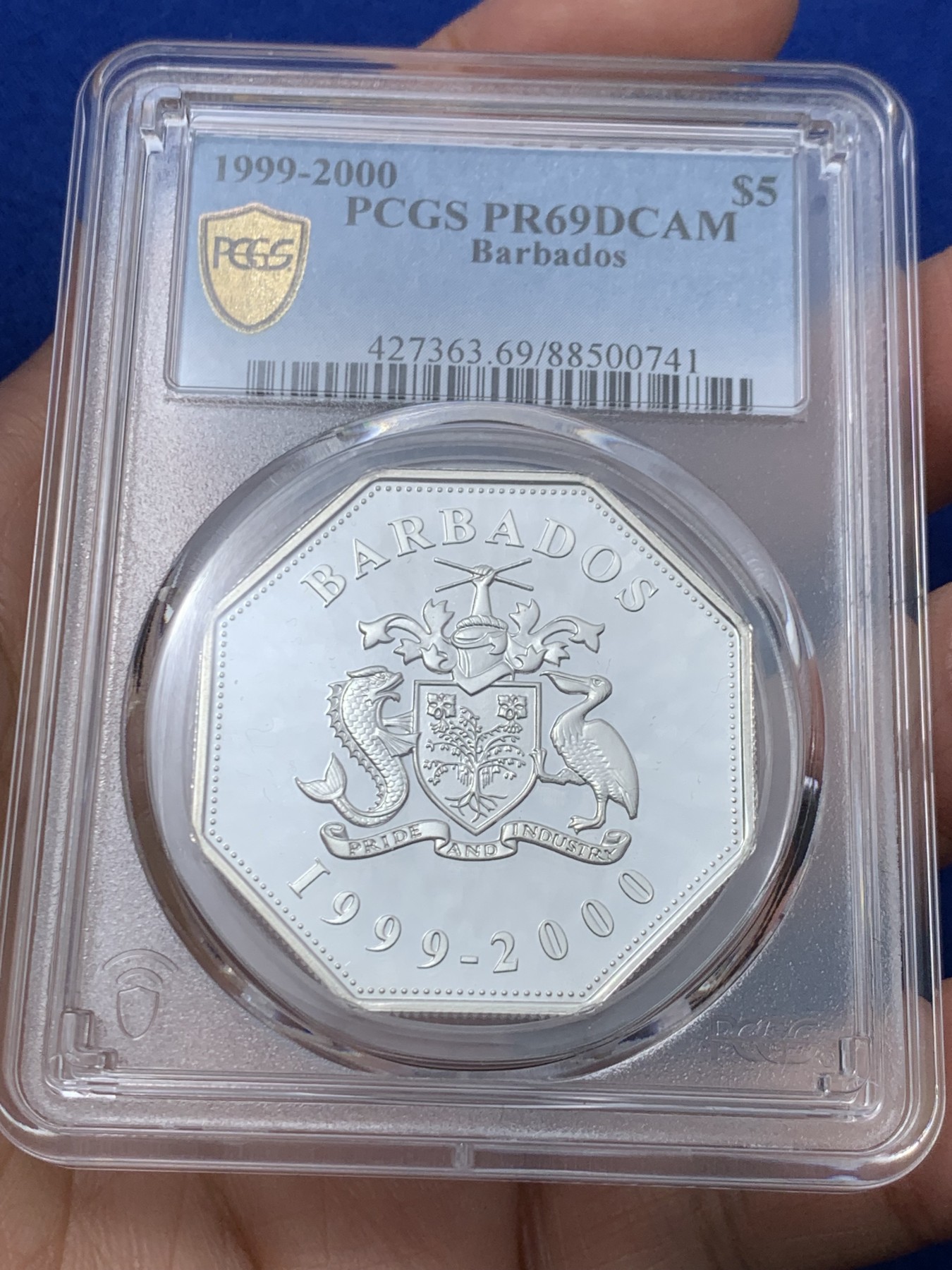 《竞宝斋》第245场-周日，周一 ，周二3场连拍 (全场包邮) PCGS金盾 PR69DCAM 巴巴多斯1999-2000年5元千禧年纪念精制大银币，唯一冠军分