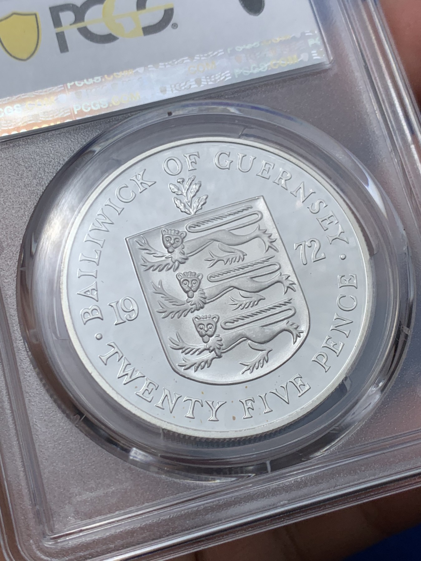 《竞宝斋》第245场-周日，周一 ，周二3场连拍 (全场包邮) PCGS PR65DCAM 根西岛1972年25便士女王银婚银币