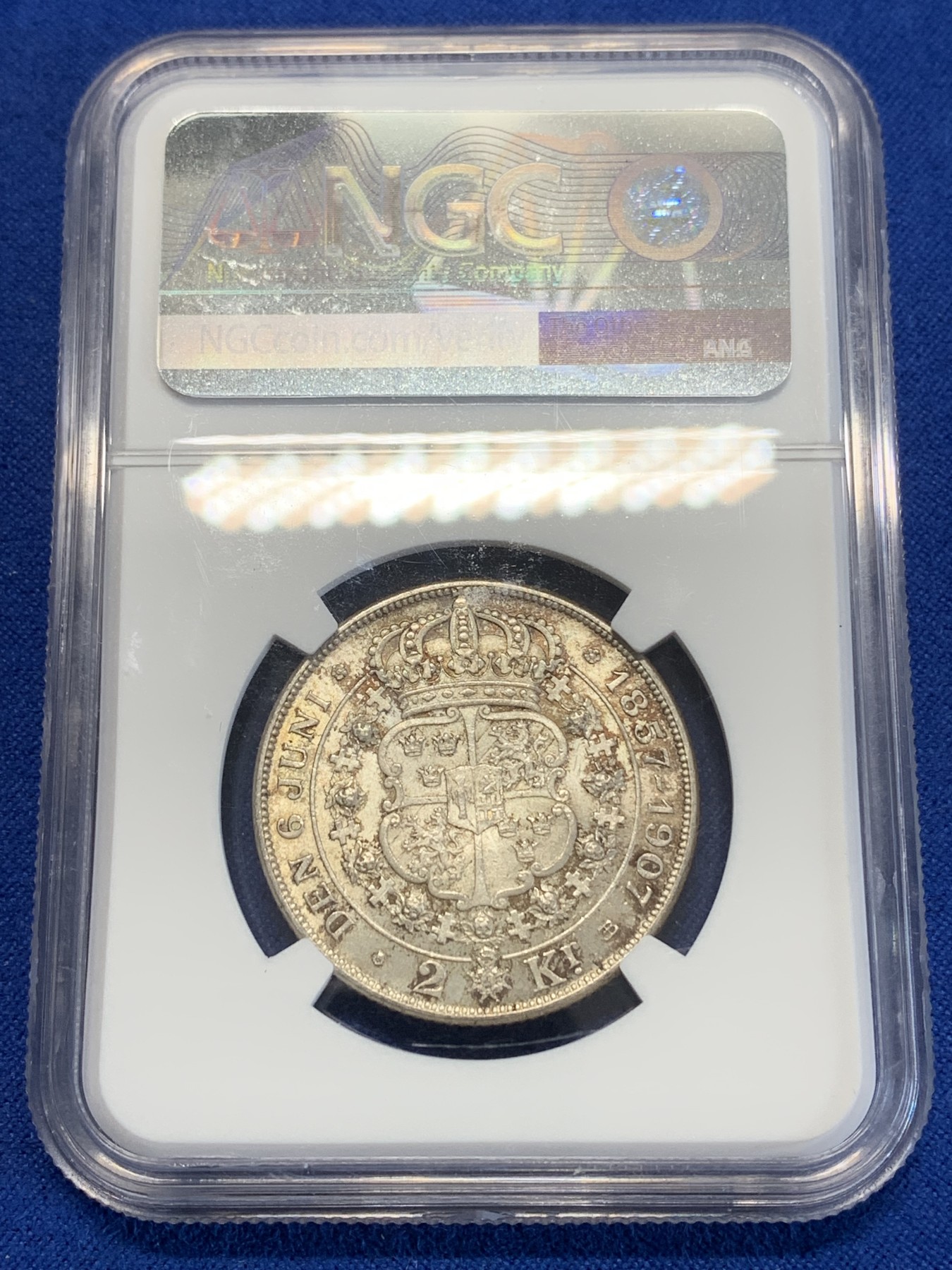 《竞宝斋》第245场-周日，周一 ，周二3场连拍 (全场包邮) NGC MS62 瑞典1907年金婚2克朗银币