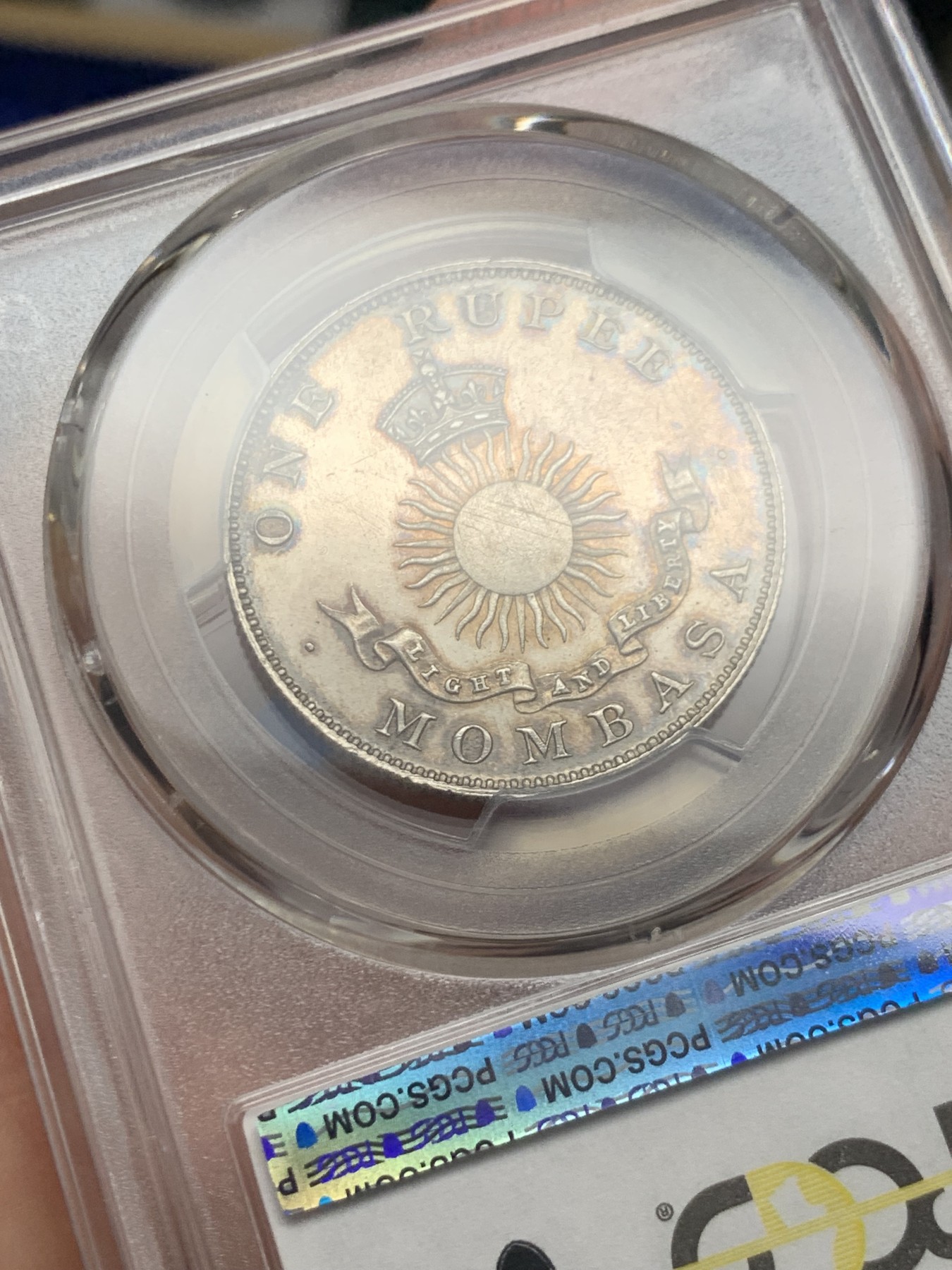 《竞宝斋》第245场-周日，周一 ，周二3场连拍 (全场包邮) PCGS-SP63 蒙巴萨1888吉祥年份卢比银币 喜敦厂 样币风采 肯尼亚海岸环彩包浆