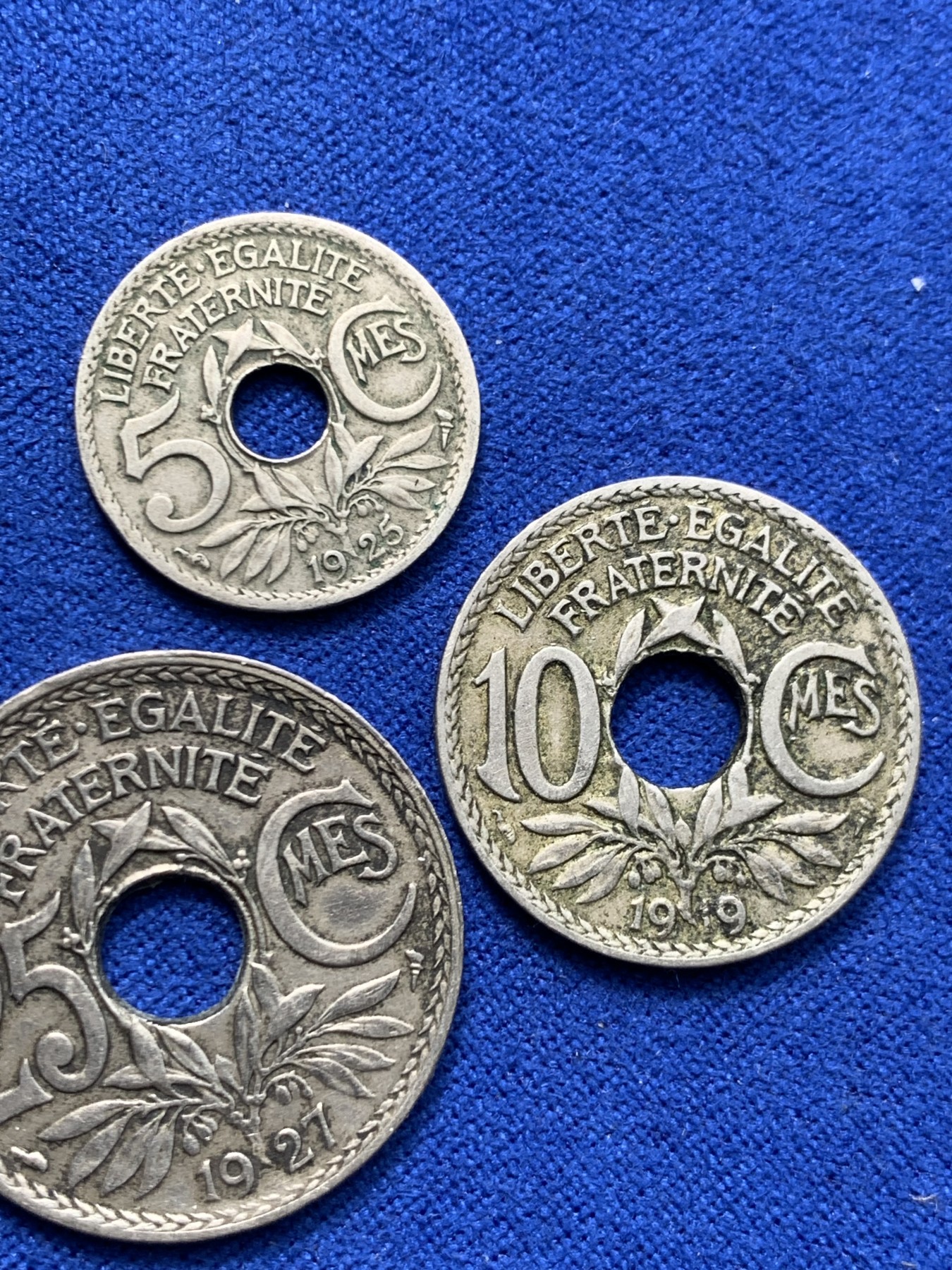 《竞宝斋》第245场-周日，周一 ，周二3场连拍 (全场包邮) 3枚一组 1925年法国5生丁+1919年法国10生丁+1927年法国25生丁铜镍币