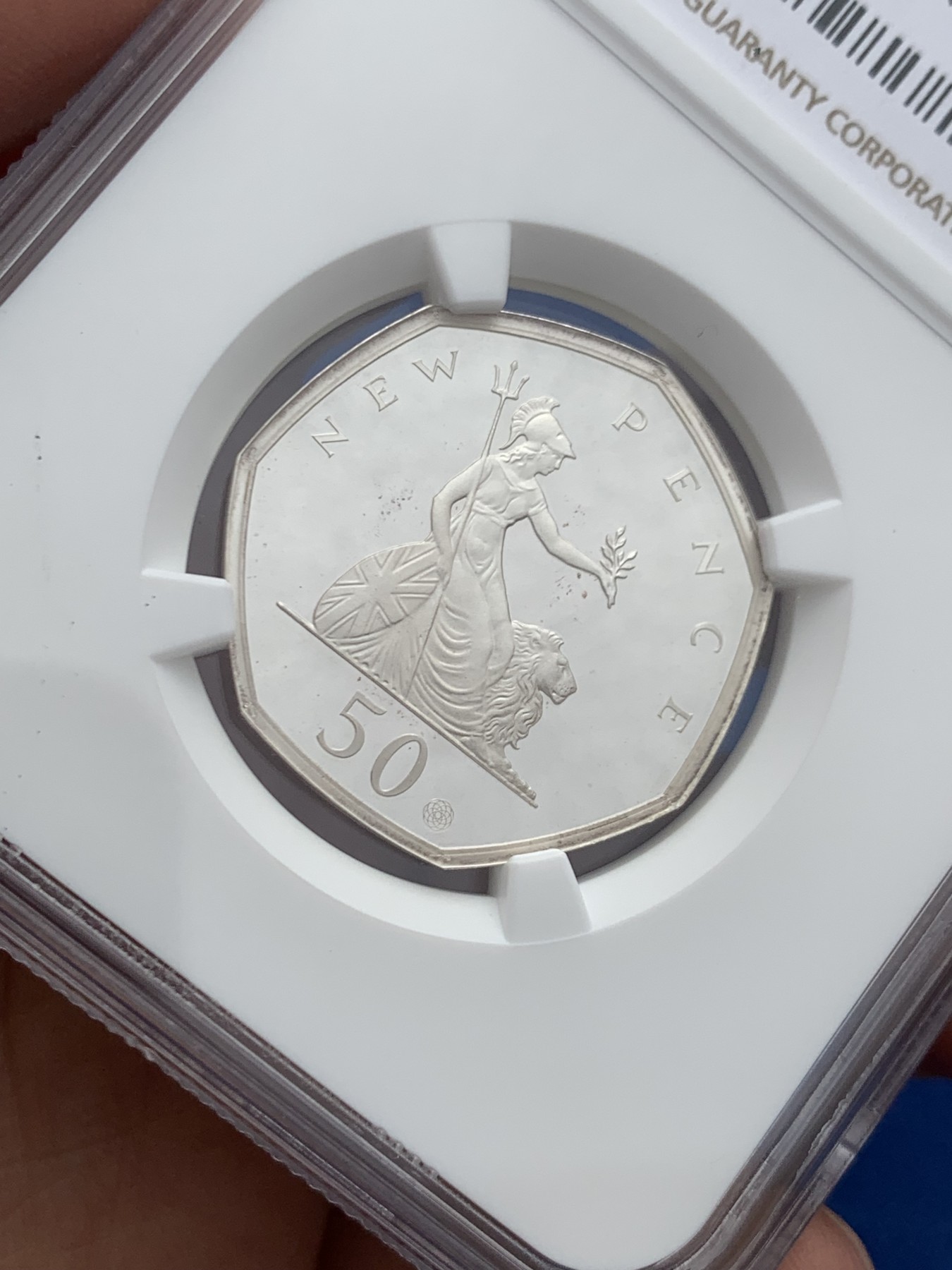 《竞宝斋》第245场-周日，周一 ，周二3场连拍 (全场包邮) NGC-PF69UC 英国 2019年 50便士 纪念50便士发行50周年 银币（最后一枚坐姿不列颠女神便士，原盒带证书）