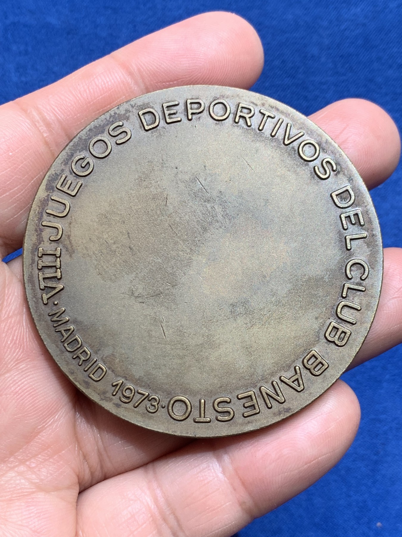 《竞宝斋》第245场-周日，周一 ，周二3场连拍 (全场包邮) 芬兰1973年乒乓球铜章 59mm 88.7克