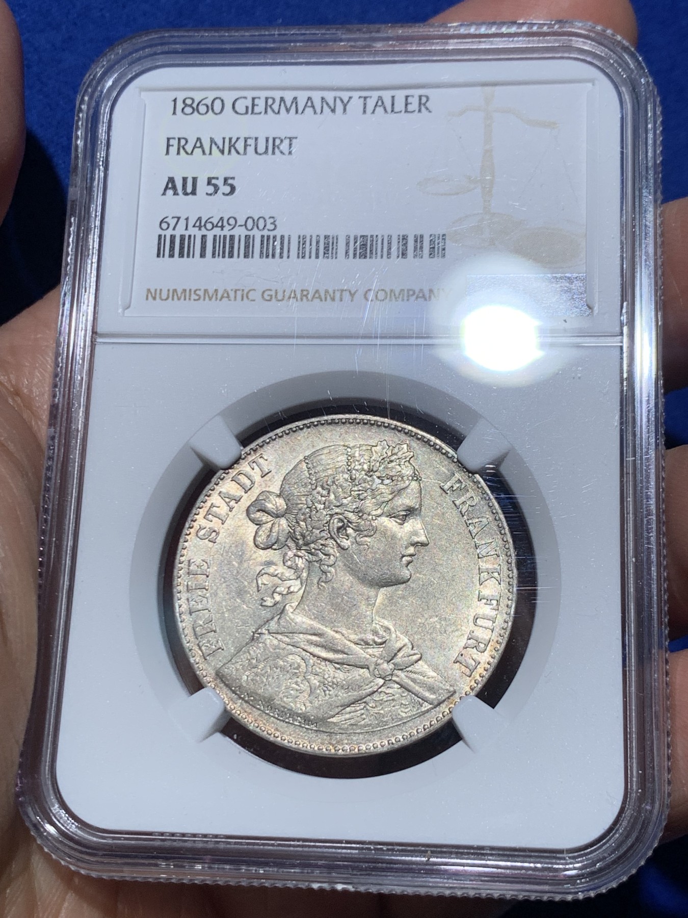 《竞宝斋》第245场-周日，周一 ，周二3场连拍 (全场包邮) NGC AU55 德国1860法兰克福少女泰勒银币 底板光度好