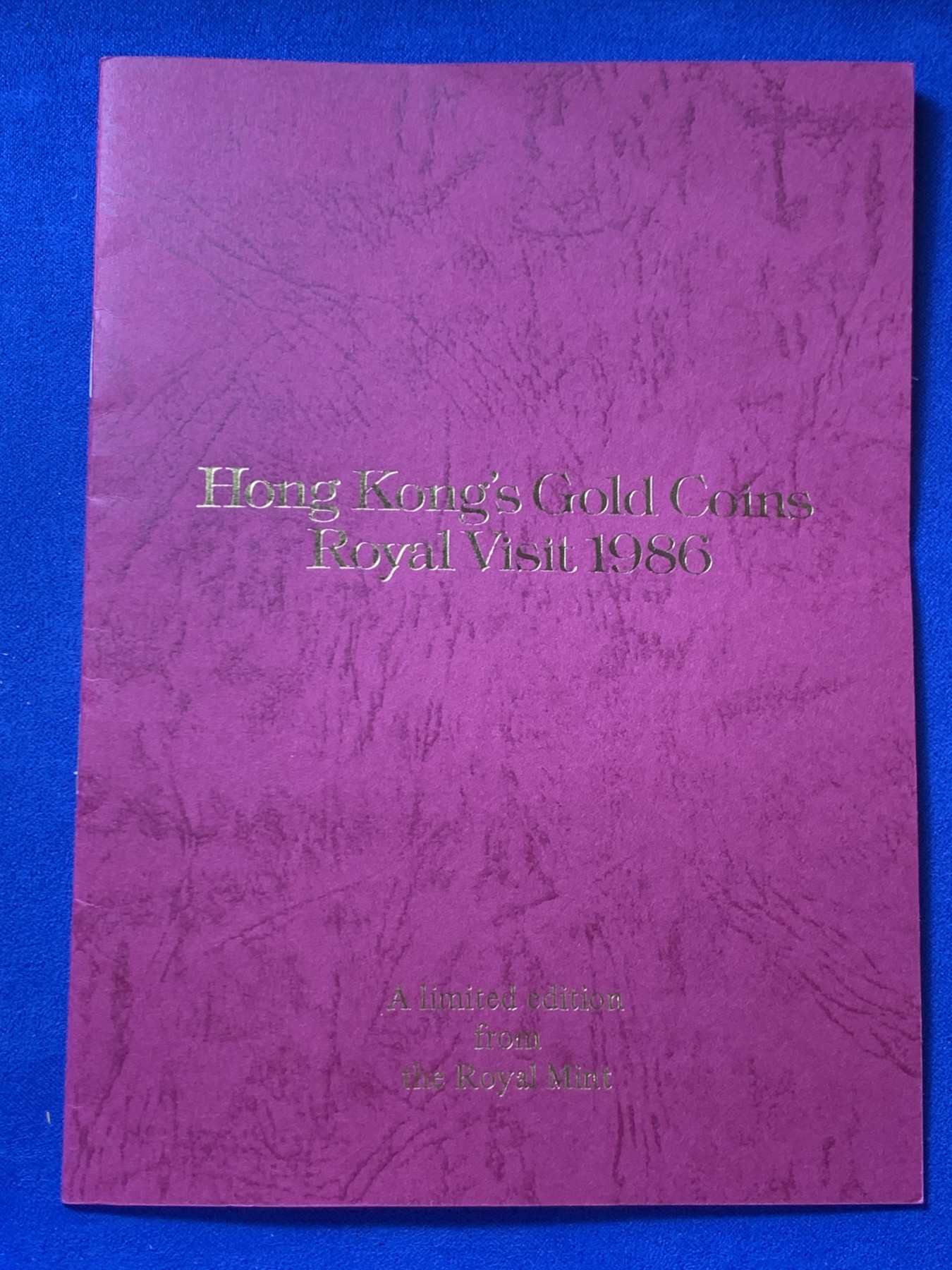 《竞宝斋》第246场-周日，周一 ，周二3场连拍 (全场包邮) NGC-PF69UC 中国 香港1986年 女王访港1000元金币 原盒原证书 15.97克 917金 港英盾徽 金价持续走高一片大好