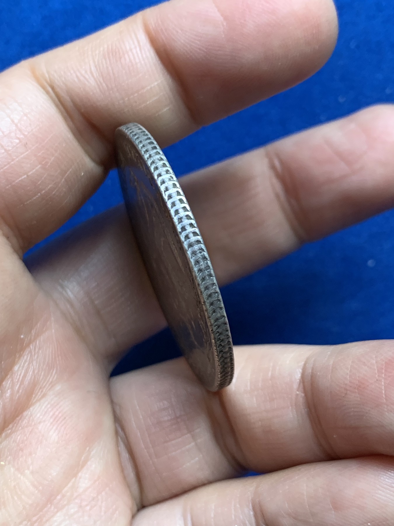 《竞宝斋》第246场-周日，周一 ，周二3场连拍 (全场包邮) 墨西哥1895年8R花边鹰洋银币 好品相 细节见图