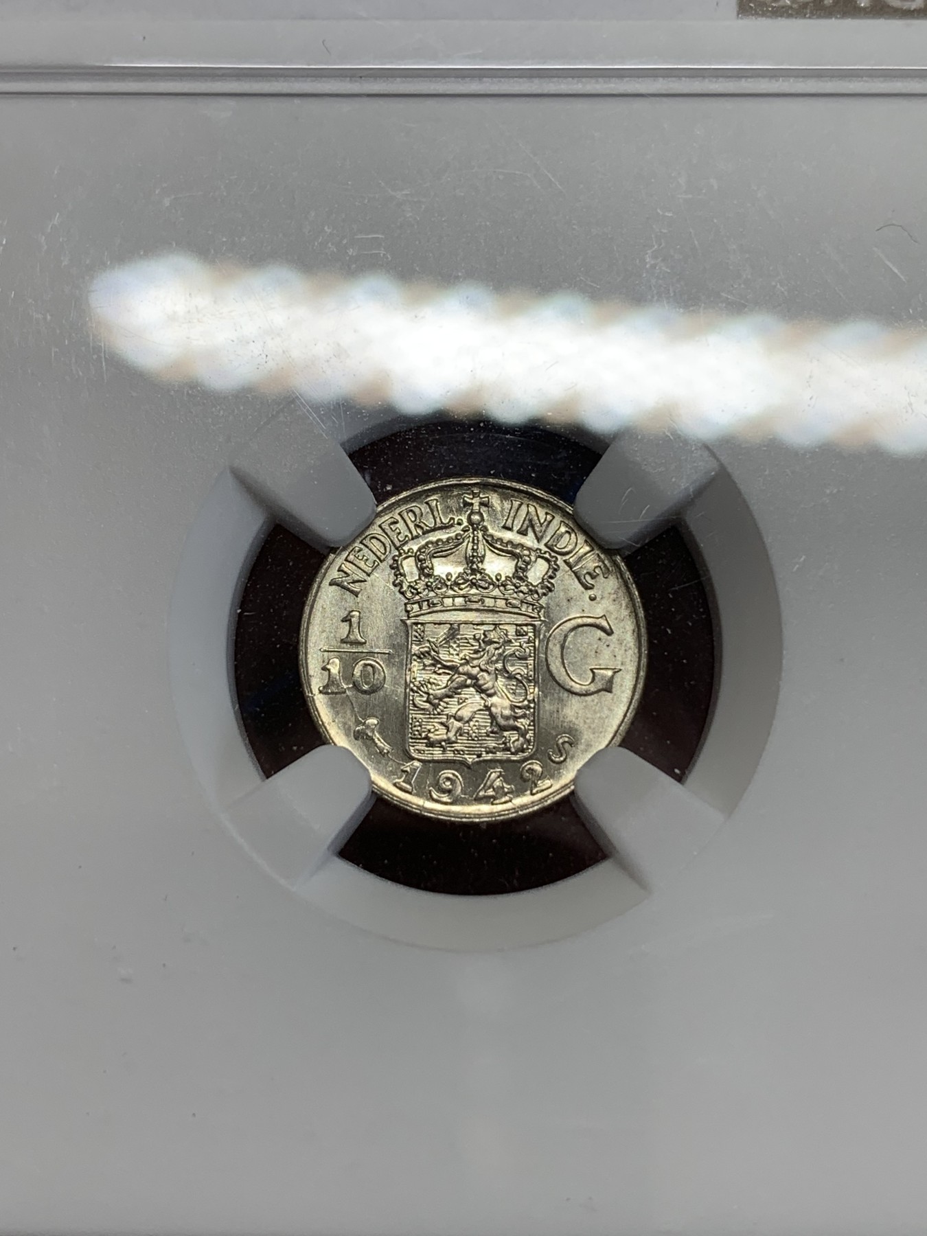 《竞宝斋》第246场-周日，周一 ，周二3场连拍 (全场包邮) NGC MS64 1942年S版 荷属东印度群岛（今印尼）1/10盾 银币