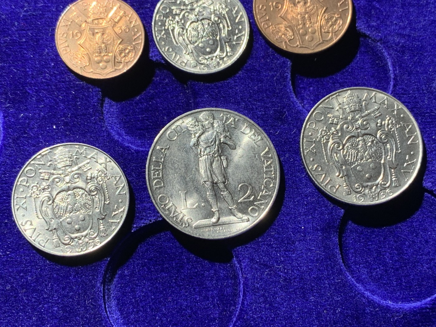 《竞宝斋》第246场-周日，周一 ，周二3场连拍 (全场包邮) 6枚一组 梵蒂冈 1936年 原盒 细节见图