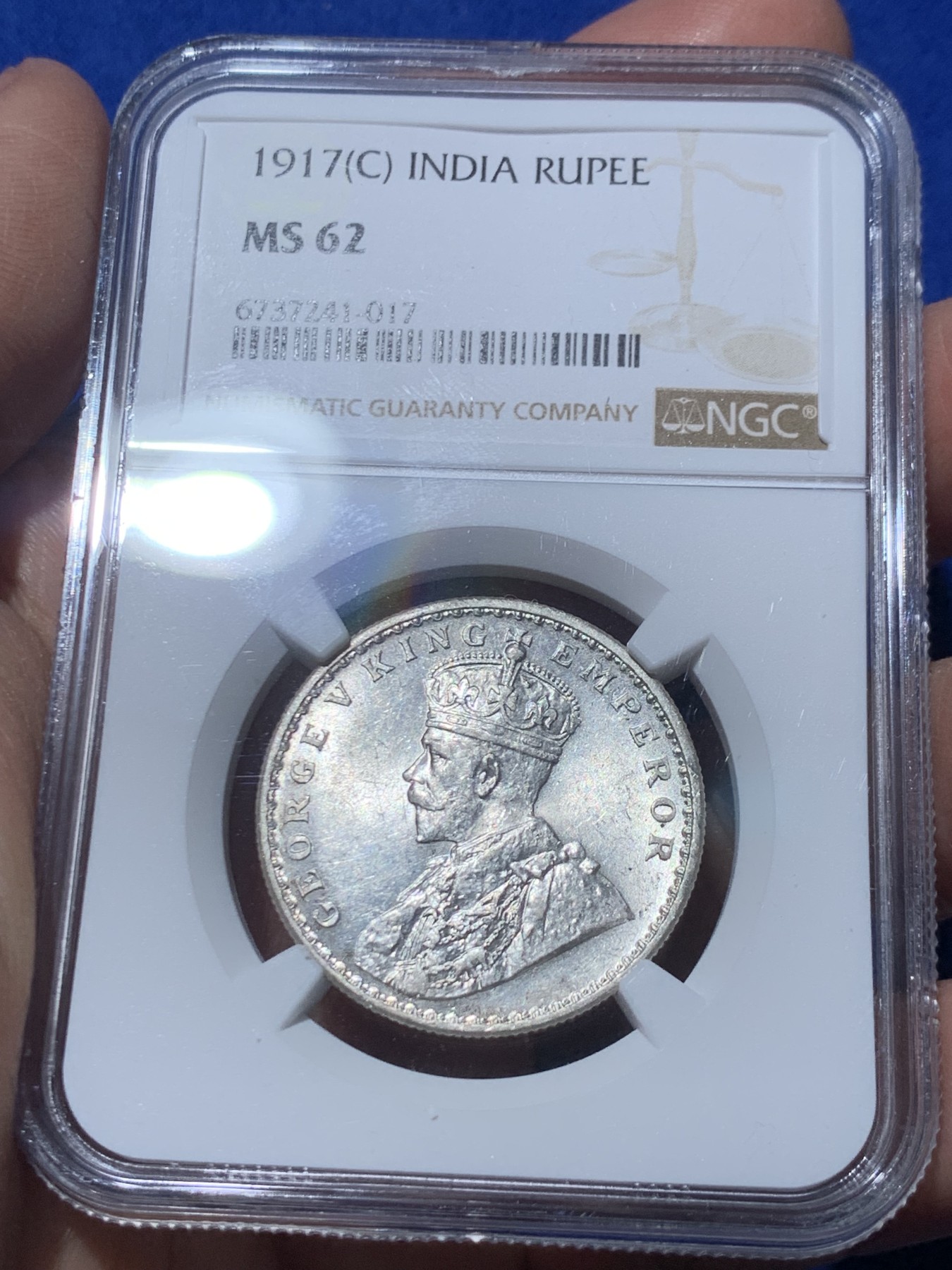 《竞宝斋》第246场-周日，周一 ，周二3场连拍 (全场包邮) NGC MS62 英属印度 1917年 C版 乔五 1卢比银币