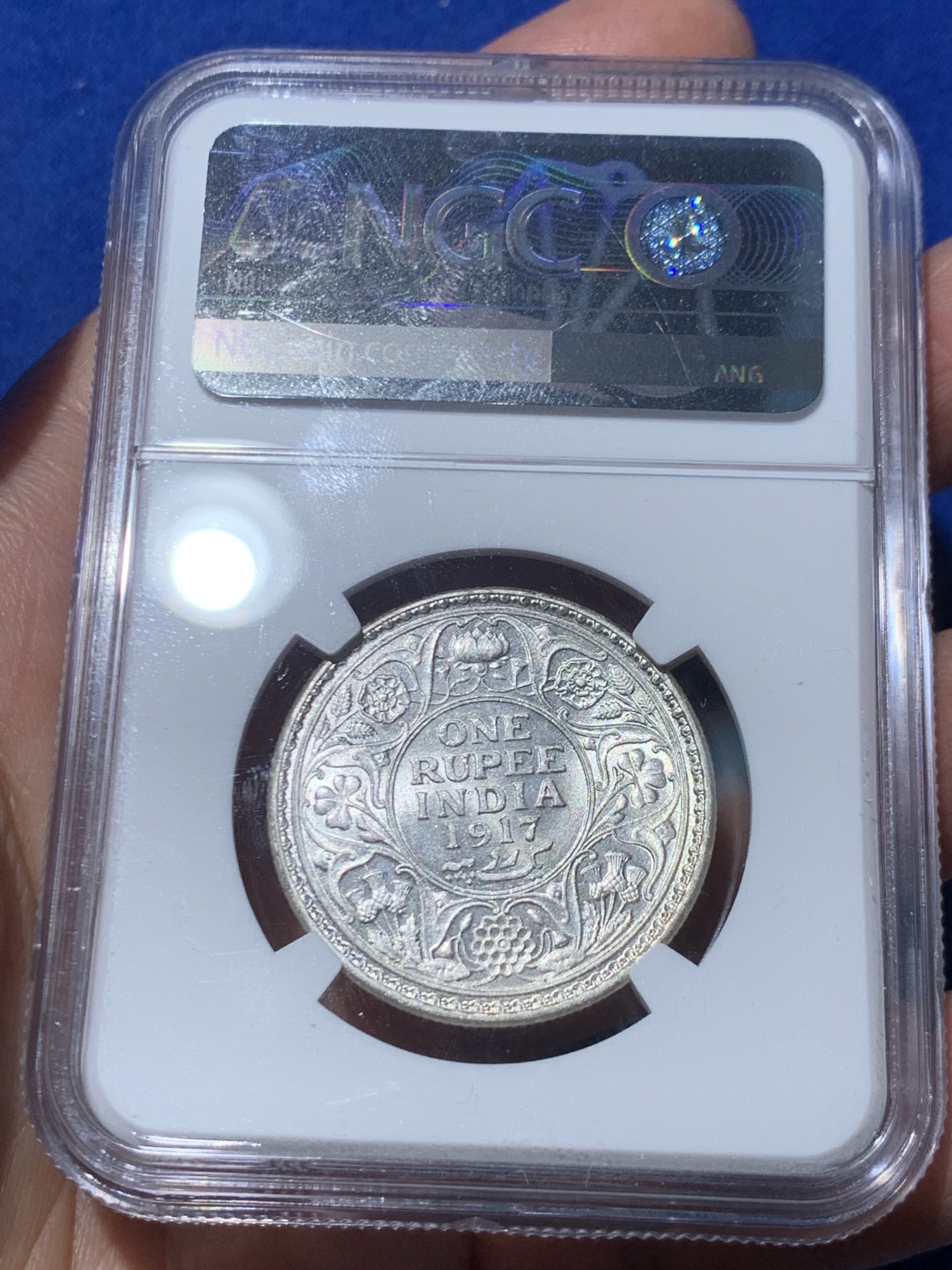 《竞宝斋》第246场-周日，周一 ，周二3场连拍 (全场包邮) NGC MS62 英属印度 1917年 C版 乔五 1卢比银币