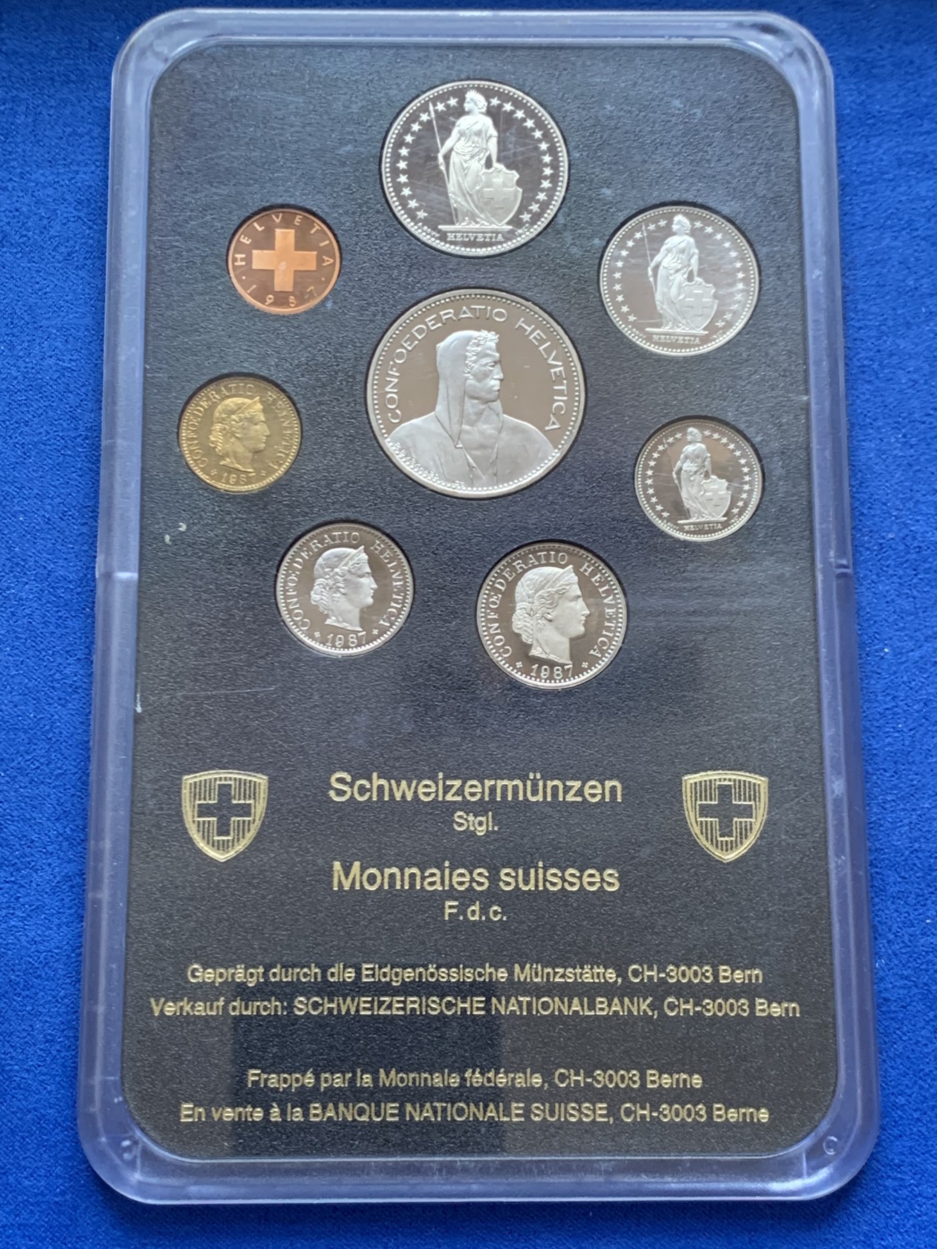 《竞宝斋》第246场-周日，周一 ，周二3场连拍 (全场包邮) 全新PL 瑞士联邦 伯尔尼造币厂1987-B 精制法郎套币