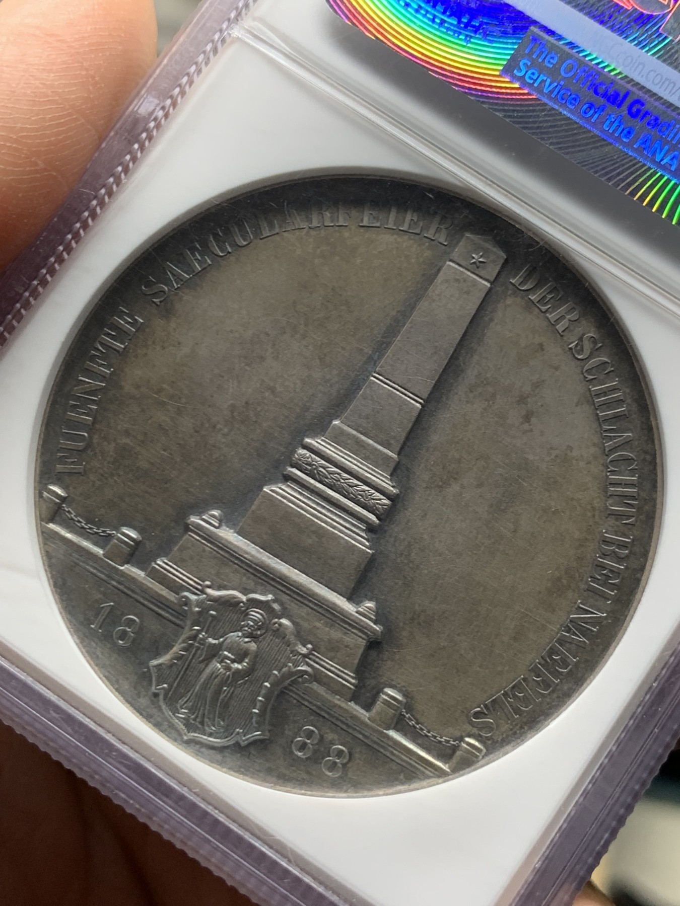 《竞宝斋》第246场-周日，周一 ，周二3场连拍 (全场包邮) NGC MS62 1888年 瑞士格拉鲁斯战役500周年纪念银章  加厚盒 少见品种 老包浆出分不易 去年11月麦稀奇成交价2000