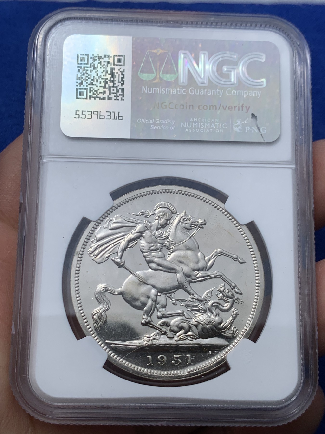 《竞宝斋》第246场-周日，周一 ，周二3场连拍 (全场包邮) NGC PL63 英国1951年乔治六世克朗 最后的镍马剑