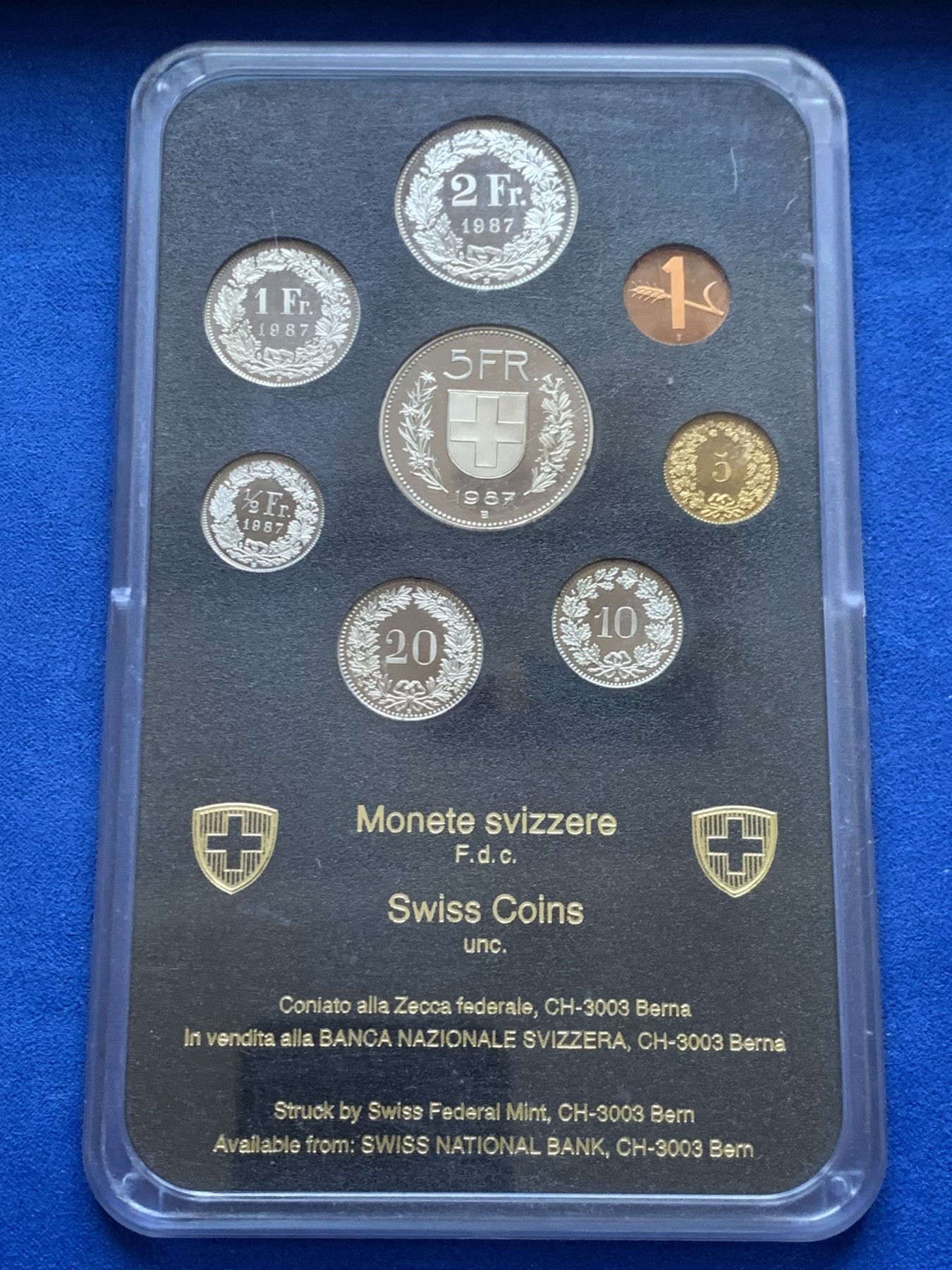 《竞宝斋》第246场-周日，周一 ，周二3场连拍 (全场包邮) 全新PL 瑞士联邦 伯尔尼造币厂1987-B 精制法郎套币