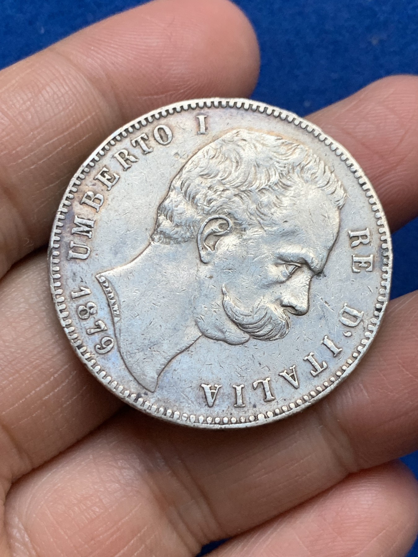 《竞宝斋》第246场-周日，周一 ，周二3场连拍 (全场包邮) 意大利  翁贝托 1879年 5里拉 银币 高点细节均在