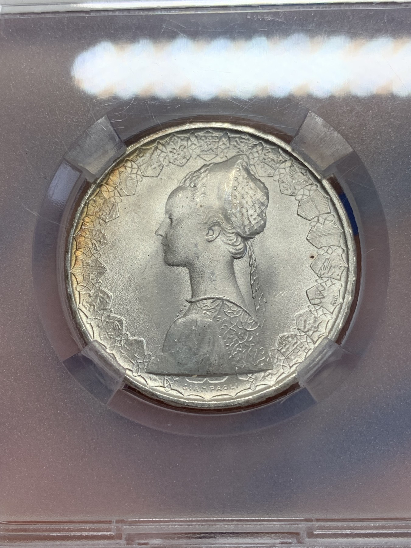 《竞宝斋》第246场-周日，周一 ，周二3场连拍 (全场包邮) TQG-MS66 意大利 1966年 帆船少女500里拉银币 卷拆品 淡金月牙彩