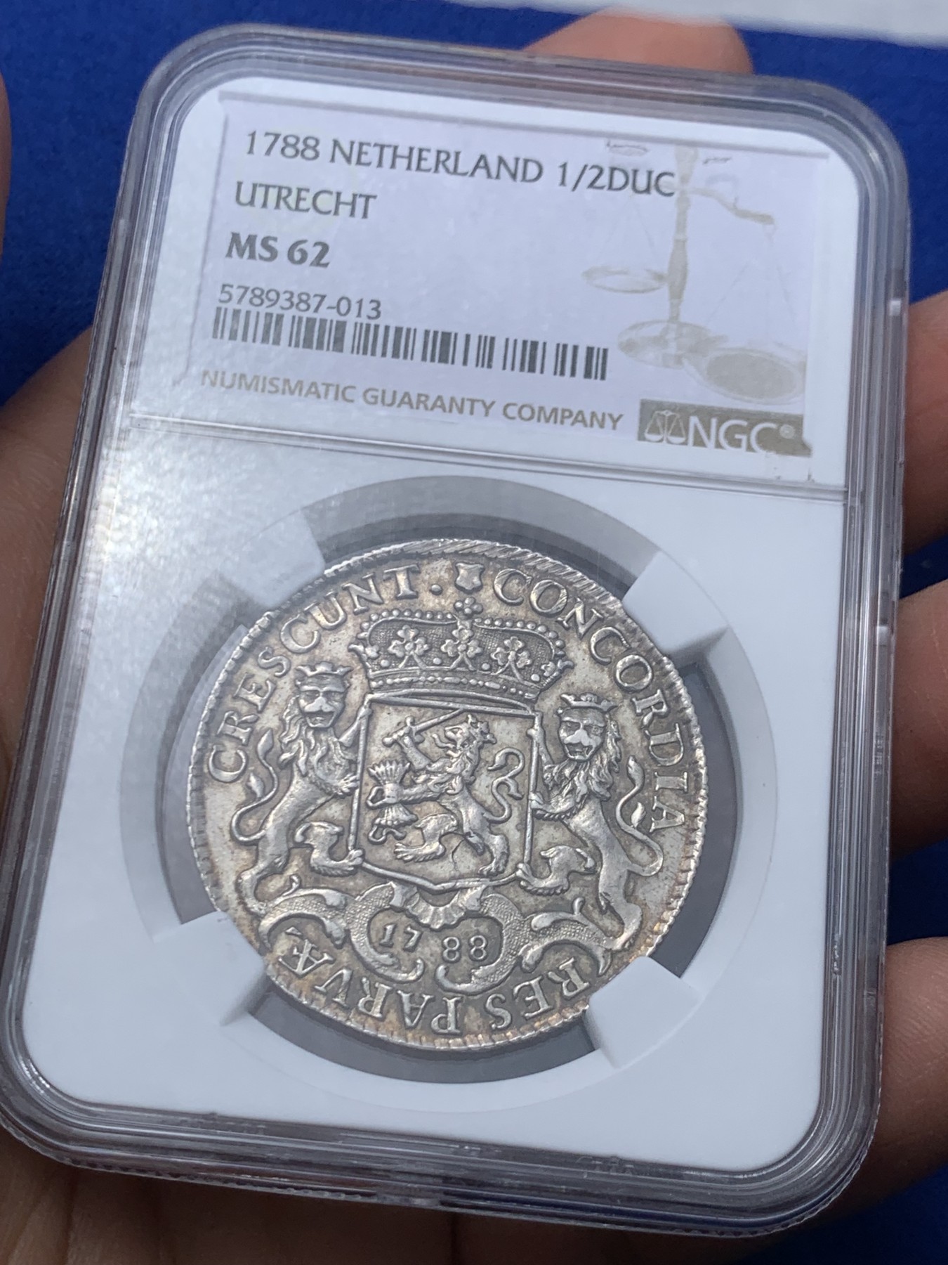 《竞宝斋》第246场-周日，周一 ，周二3场连拍 (全场包邮) NGC MS62 荷兰乌特勒支小马剑1/2杜卡特银币 骑士和战马栩栩如生