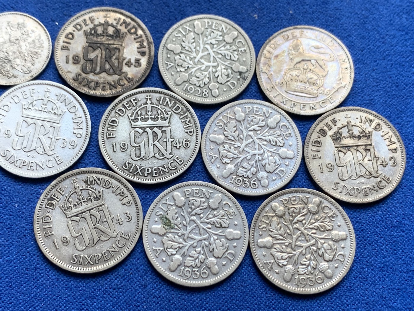 《竞宝斋》第246场-周日，周一 ，周二3场连拍 (全场包邮) 11枚一组 英俄散币 六便士10枚 沙俄25芬尼1枚