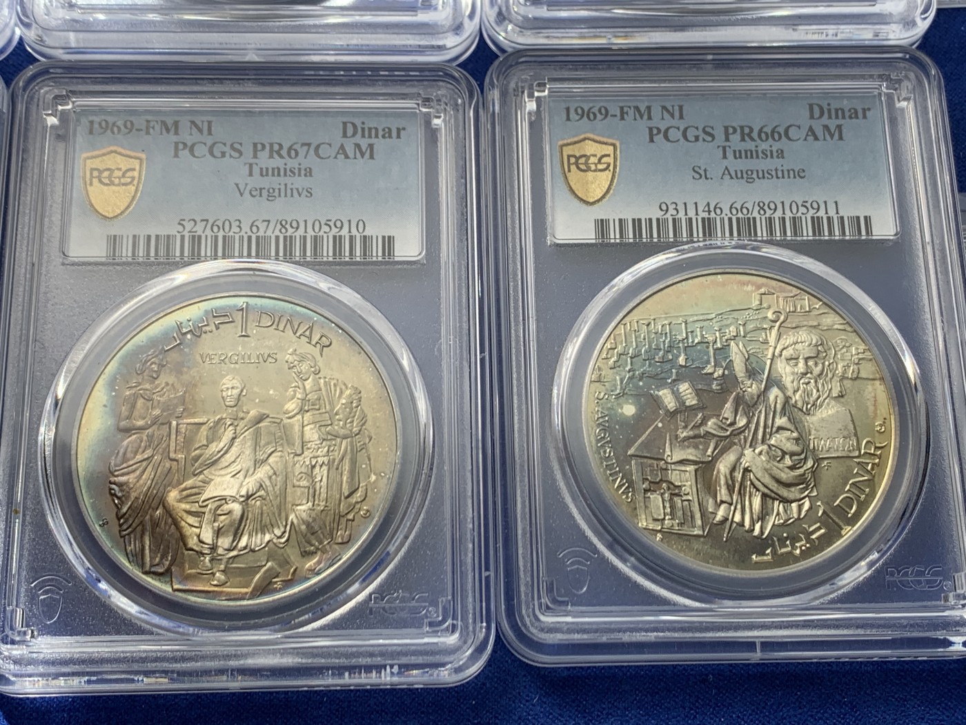 《竞宝斋》第246场-周日，周一 ，周二3场连拍 (全场包邮) 10枚一组 突尼斯1969年古代文明10枚精制大银币全套，国外运回国原样送评，8枚入盒，2枚pvc，整体五彩包浆比较厚，导致分数偏低，币面无明显擦痕，不想折腾了，感兴趣的可以养护下再送，有惊喜。