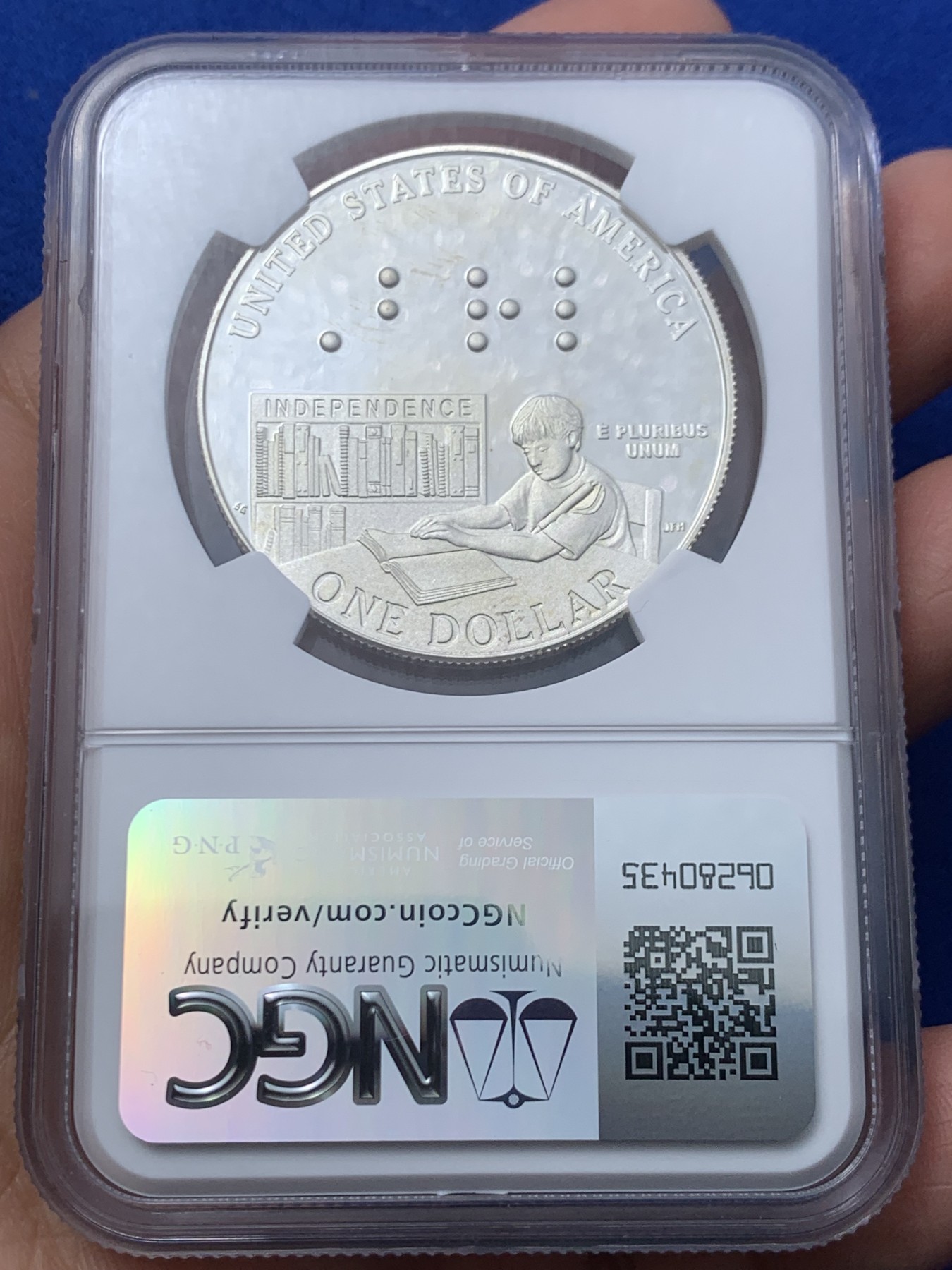 《竞宝斋》第246场-周日，周一 ，周二3场连拍 (全场包邮) NGC PF69UC 美国2009年P版布莱叶1美元精制大银币 盒有磕币完好