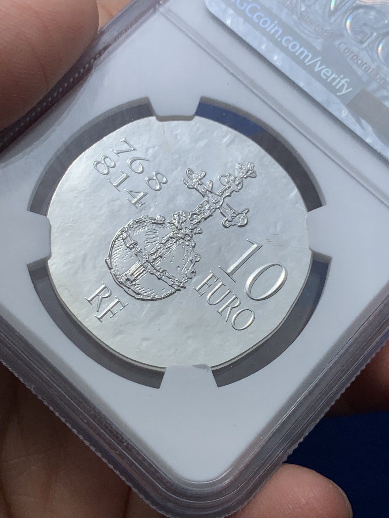 《竞宝斋》第246场-周日，周一 ，周二3场连拍 (全场包邮) NGC PF68 法国2011查理曼大帝（红桃K）10欧元银币 带原盒 13年克劳斯钱币最佳克朗奖