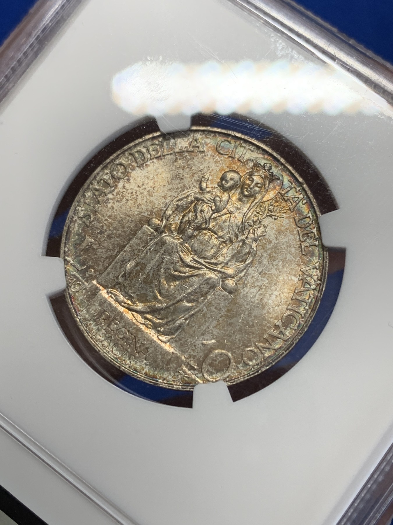 《竞宝斋》第246场-周日，周一 ，周二3场连拍 (全场包邮) NGC MS62 梵蒂冈教皇国1936圣母抱婴10里拉银币 原光五彩 状态一流