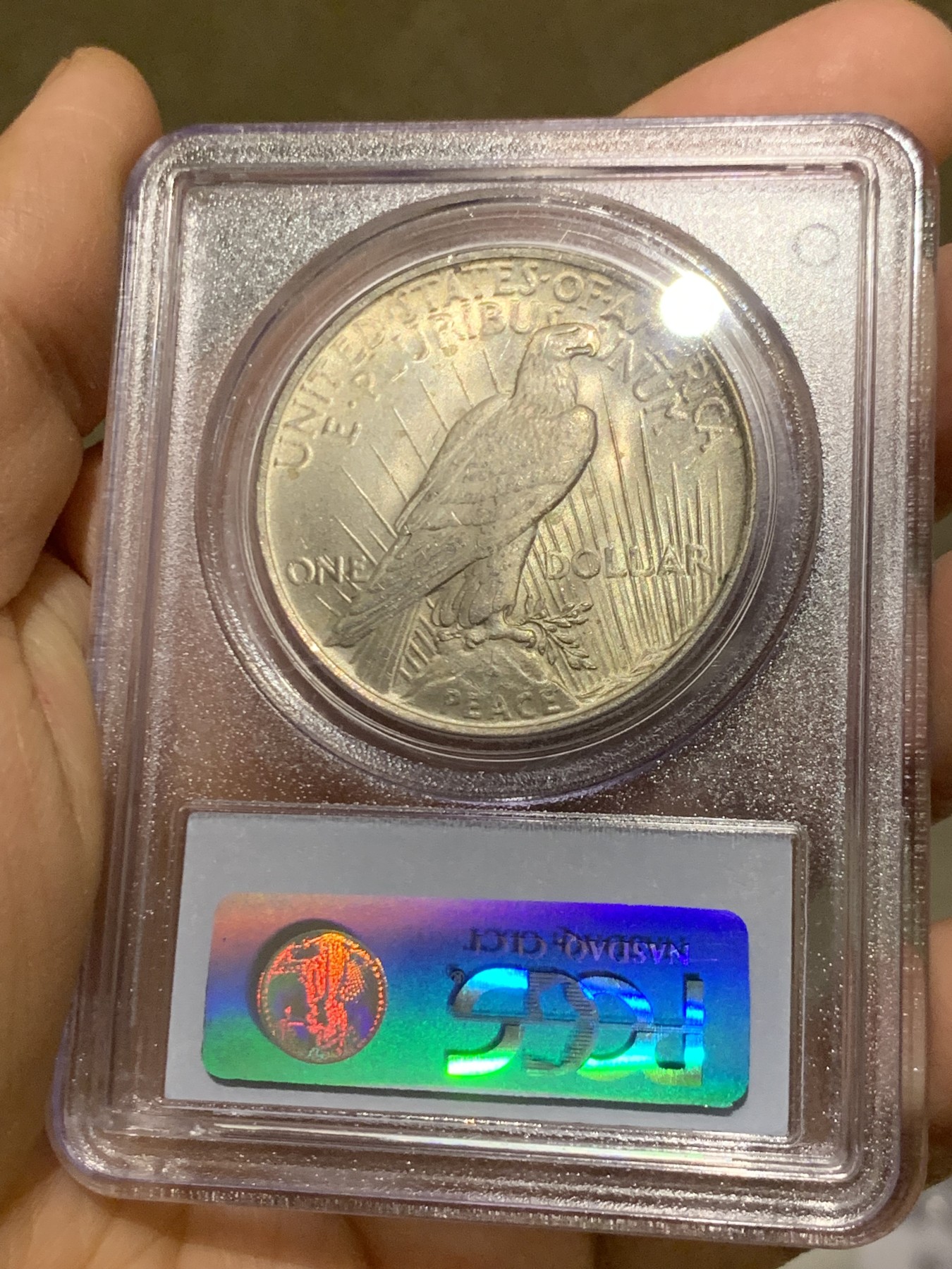 《竞宝斋》第246场-周日，周一 ，周二3场连拍 (全场包邮) PCGS-MS63 美国1922和平1元银币 pcgs老白标盒 严评 背面支撑脚小磕