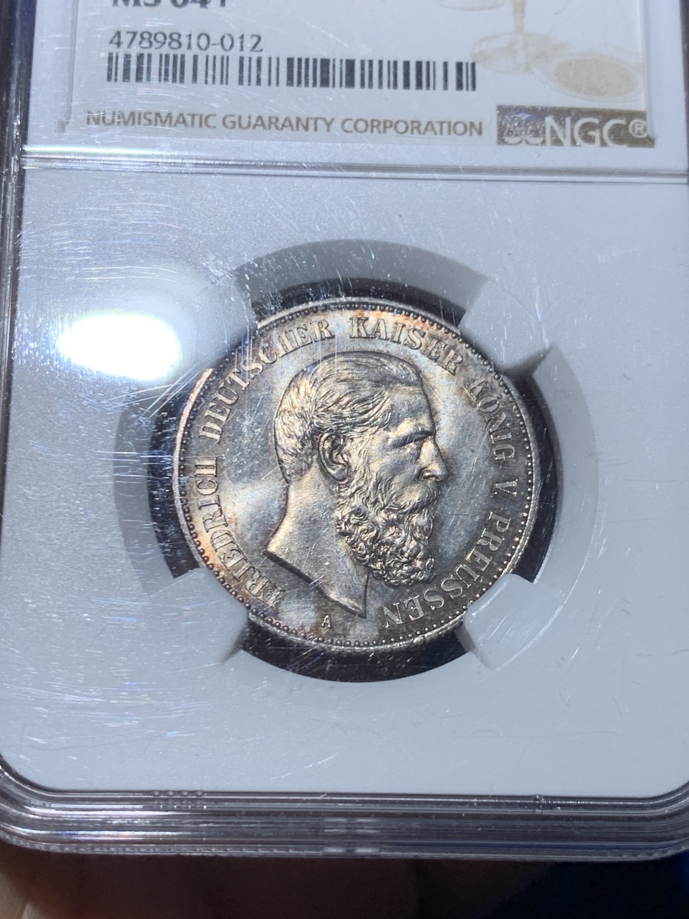 《竞宝斋》第246场-周日，周一 ，周二3场连拍 (全场包邮) NGC MS64+ 德国普鲁士1888三皇年弗里德里希三世 短翅2马克银币 高分好状态