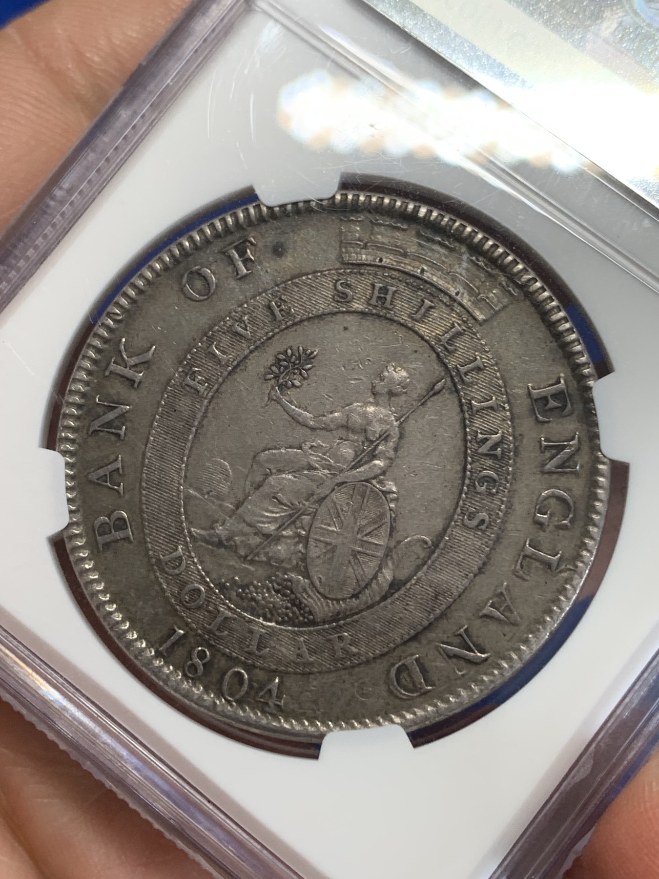 《竞宝斋》第246场-周日，周一 ，周二3场连拍 (全场包邮) NGC XF45 英国 1804年 乔治三世英格兰银行5先令银币，老包浆